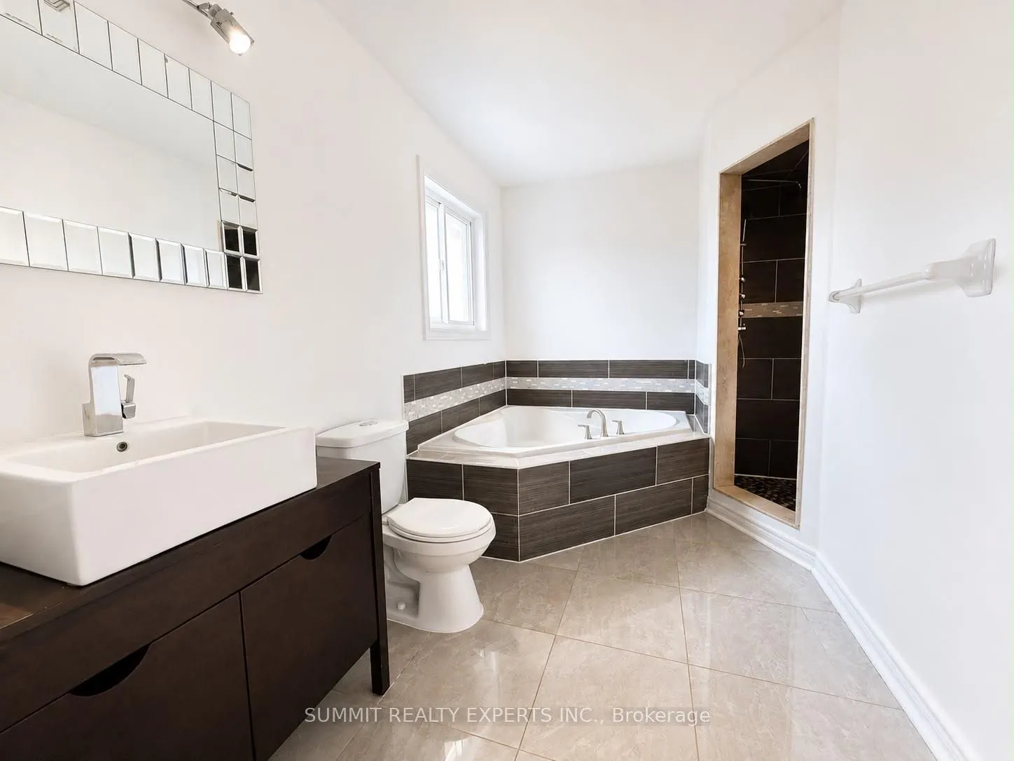 25 Deforest Drive