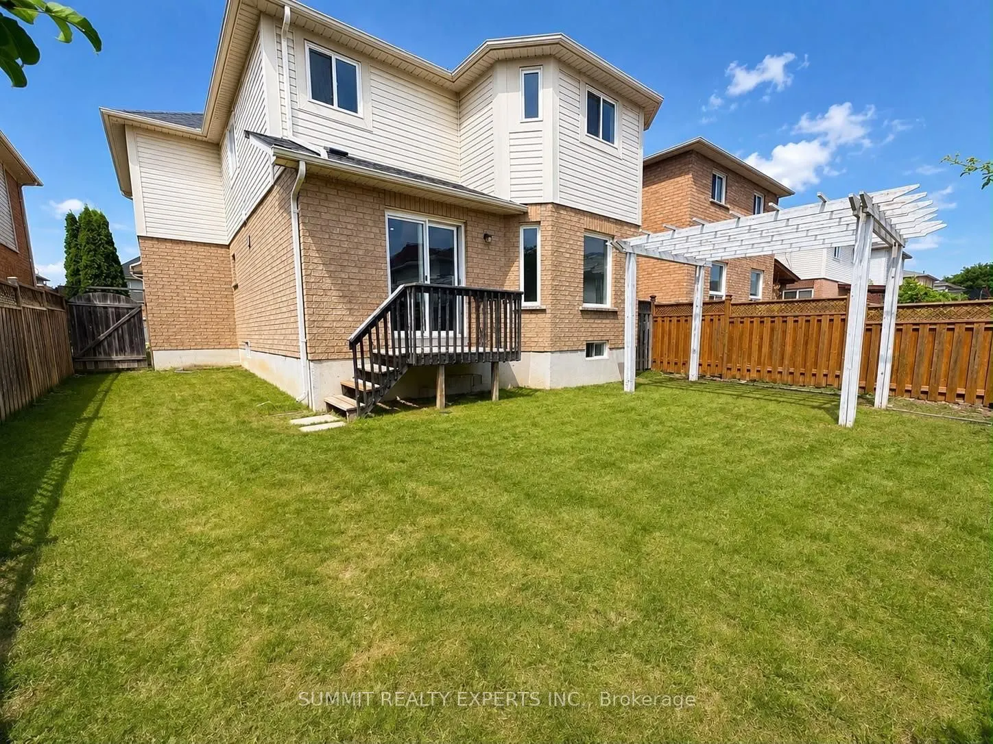 25 Deforest Drive