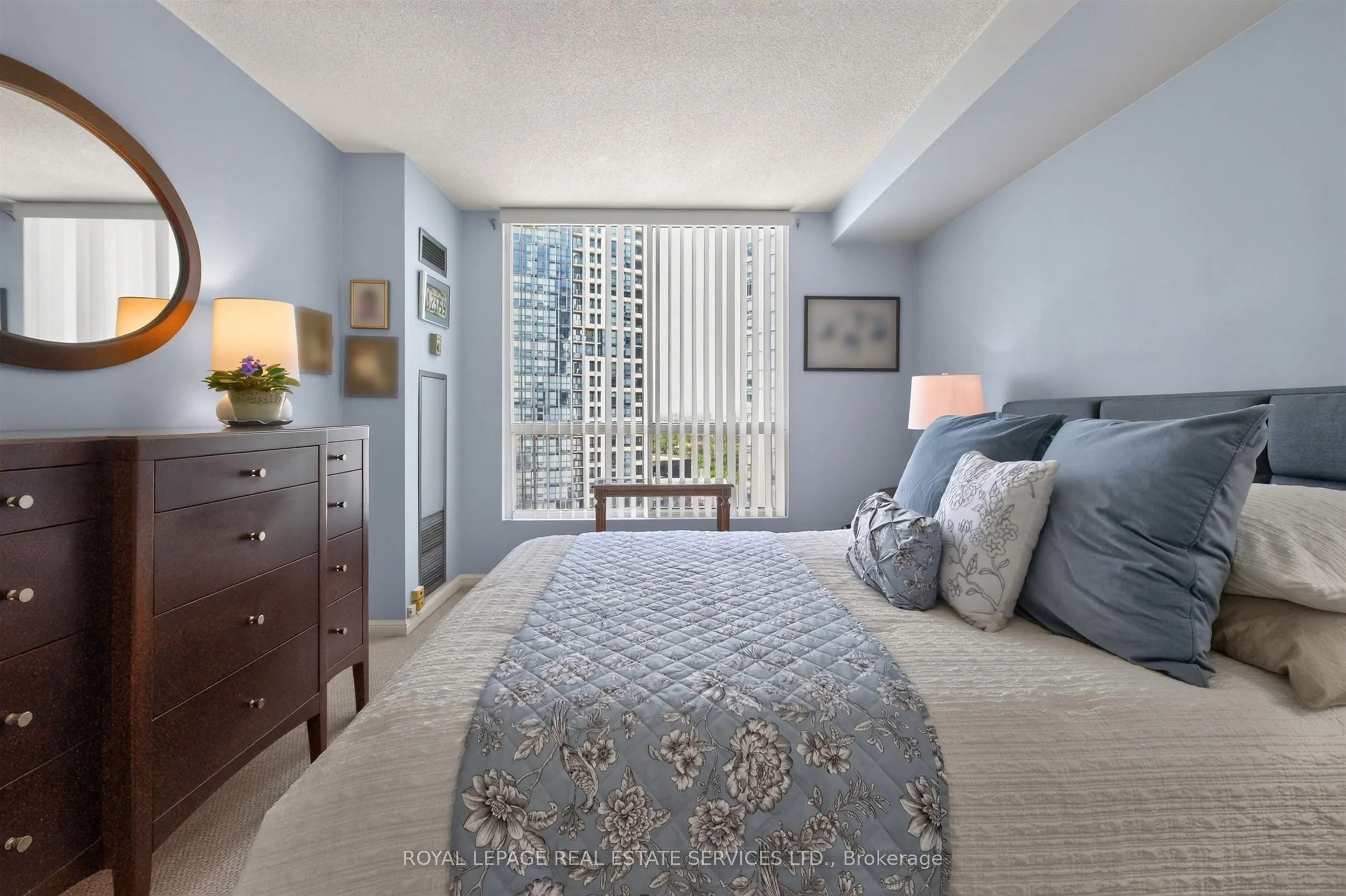 101 Subway Crescent #1711