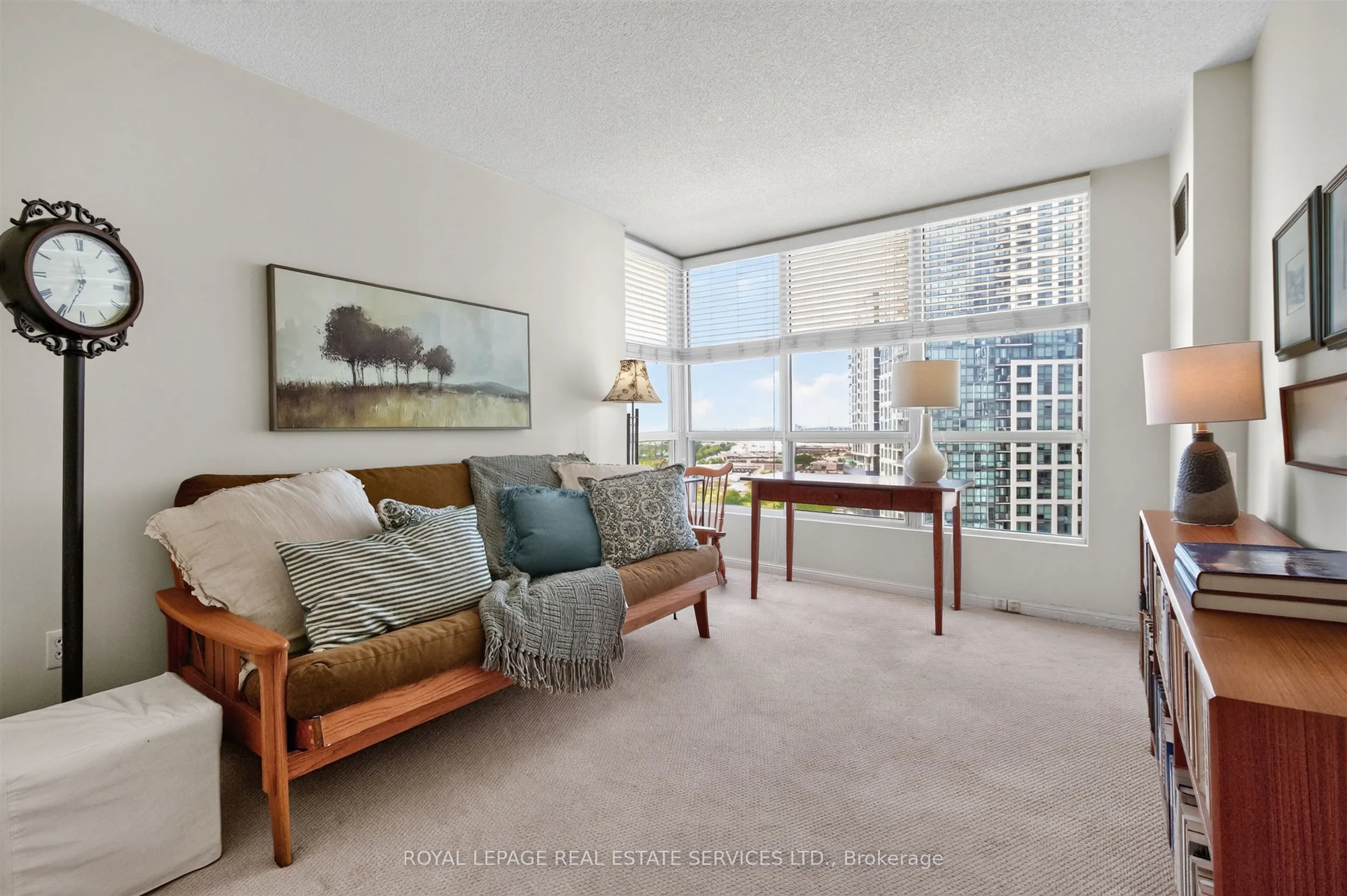 101 Subway Crescent #1711