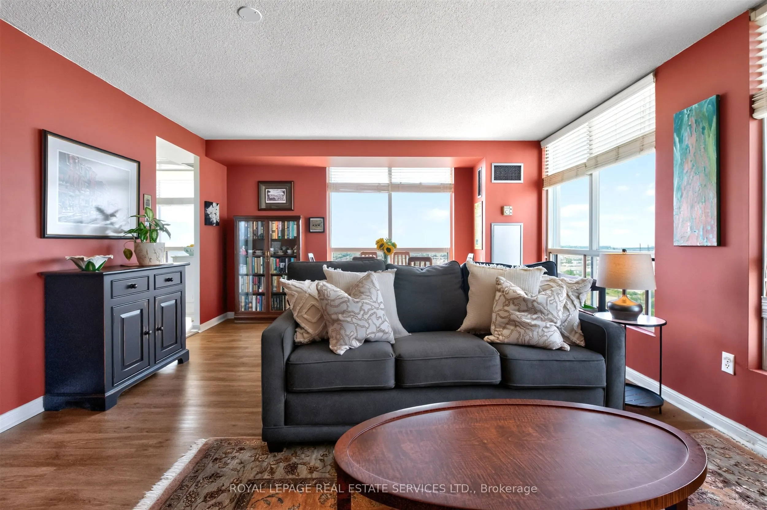 101 Subway Crescent #1711