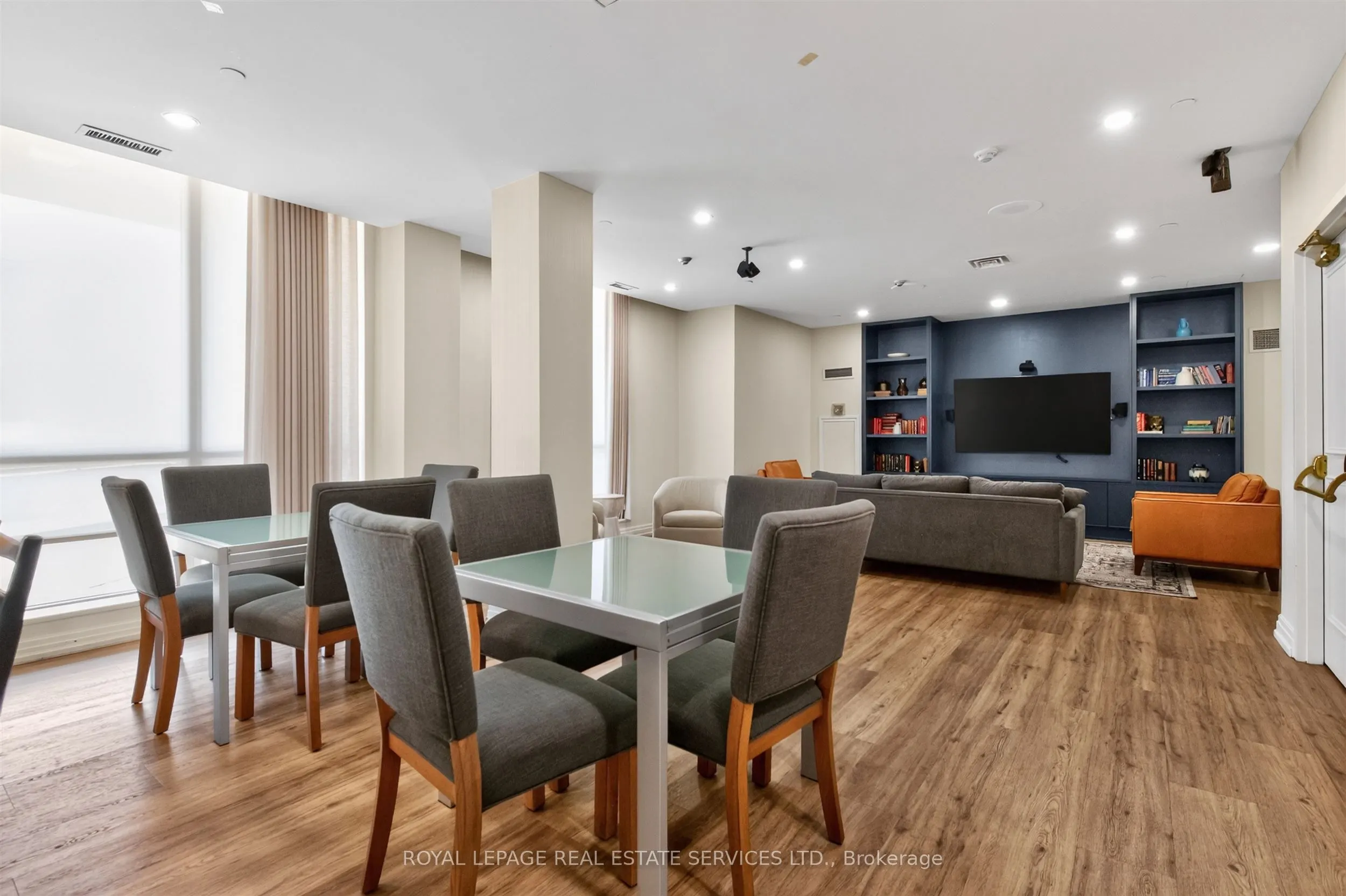 101 Subway Crescent #1711