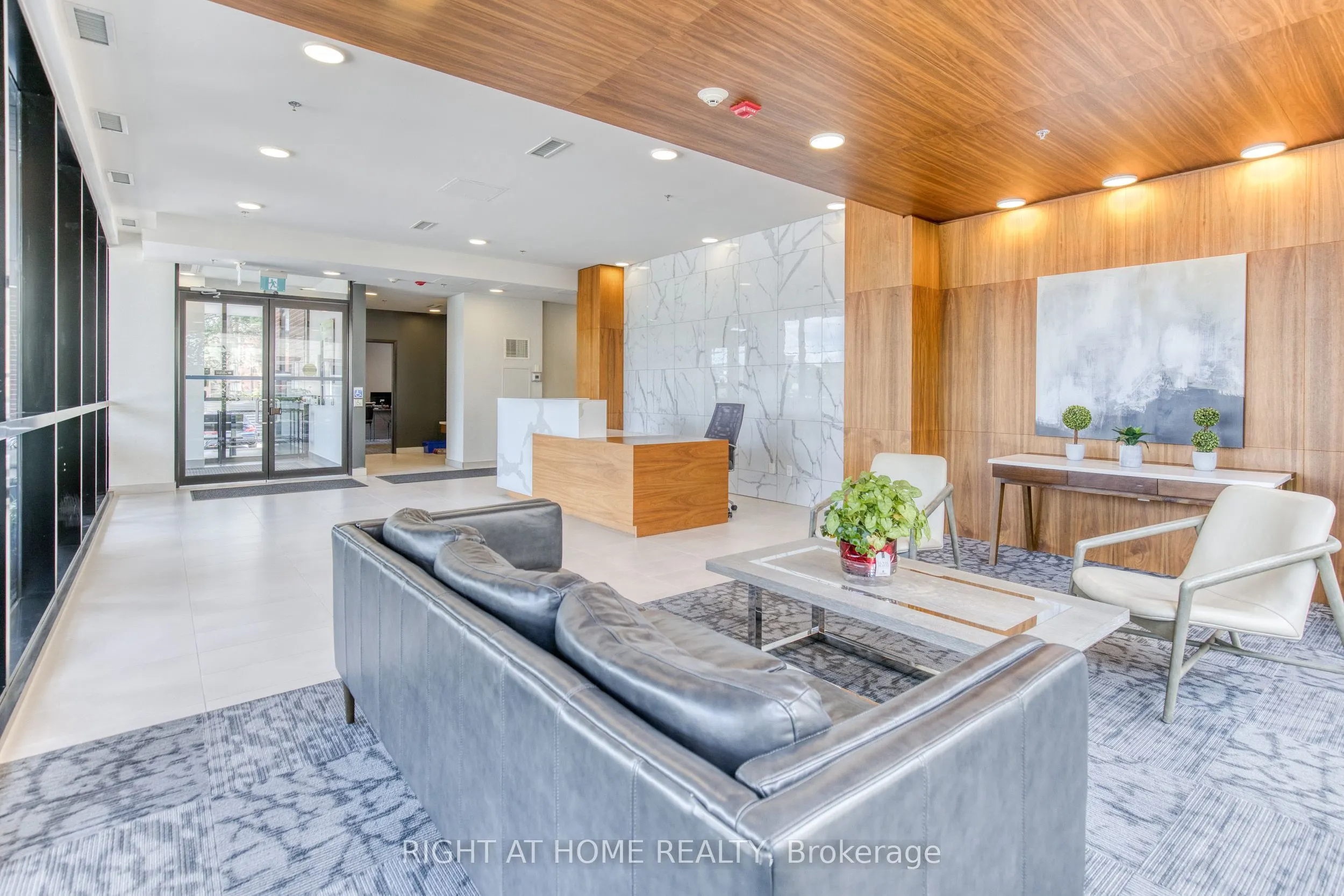 50 Ann Street #316