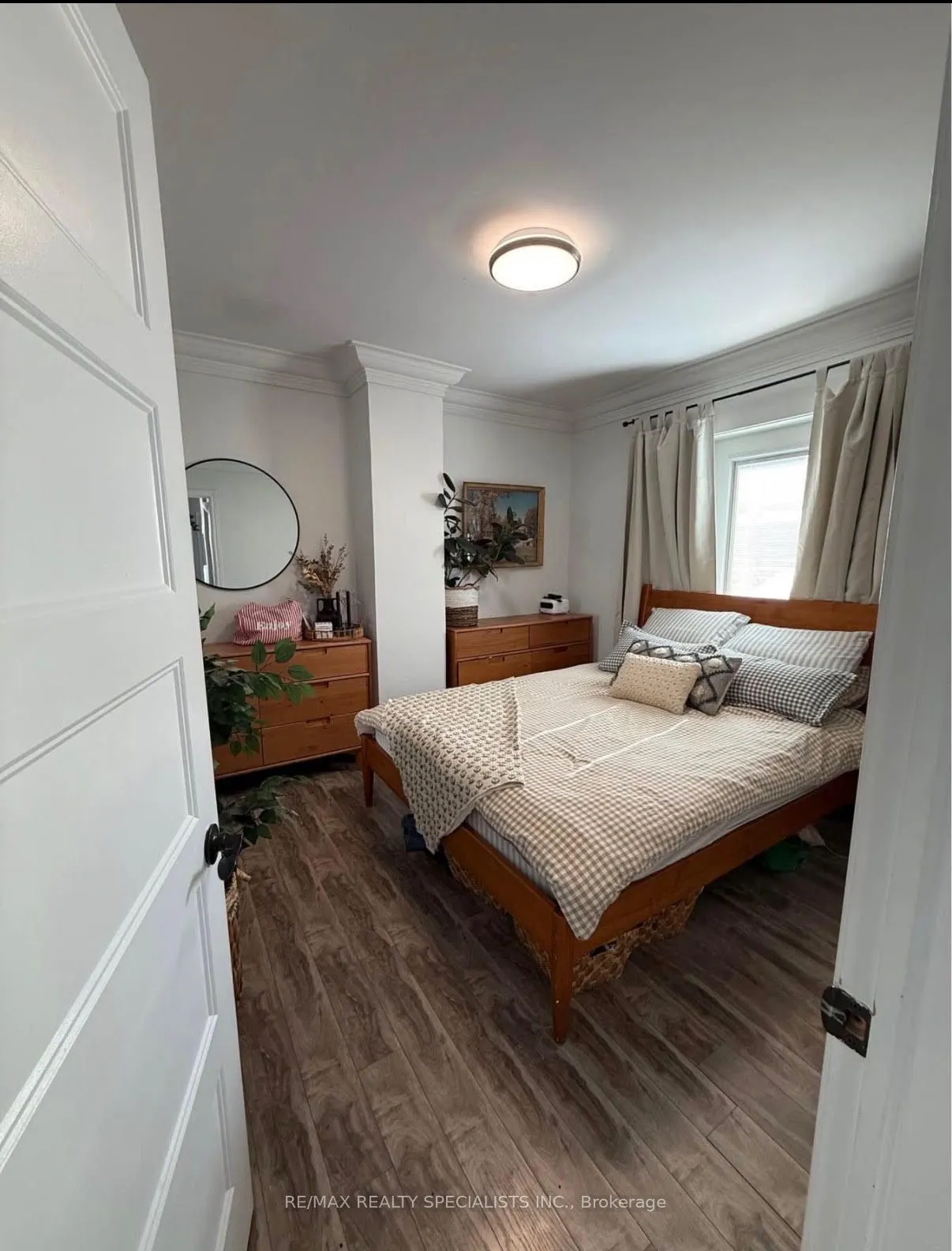 73 Elm Grove Avenue