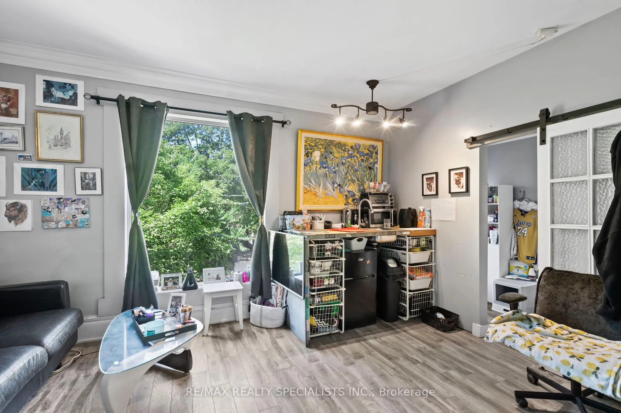 73 Elm Grove Avenue