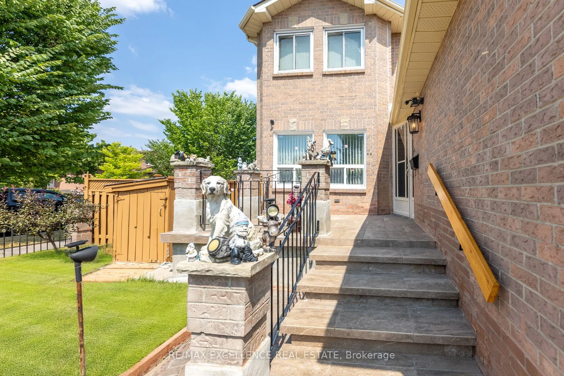 55 Atkins Circle