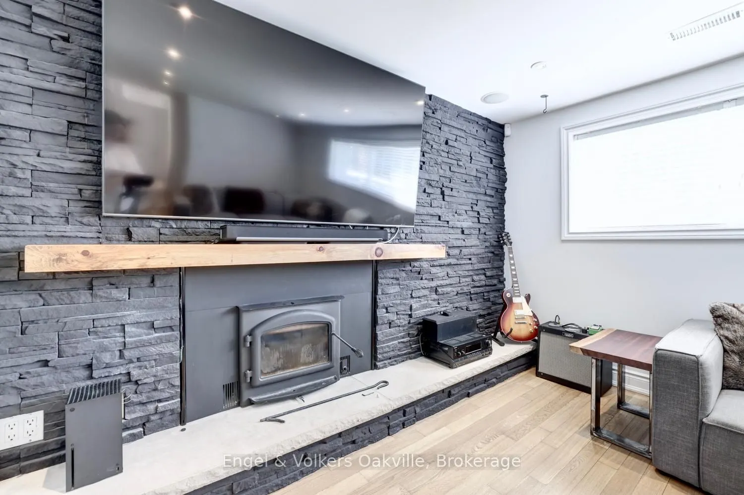 3281 Flanagan Crescent