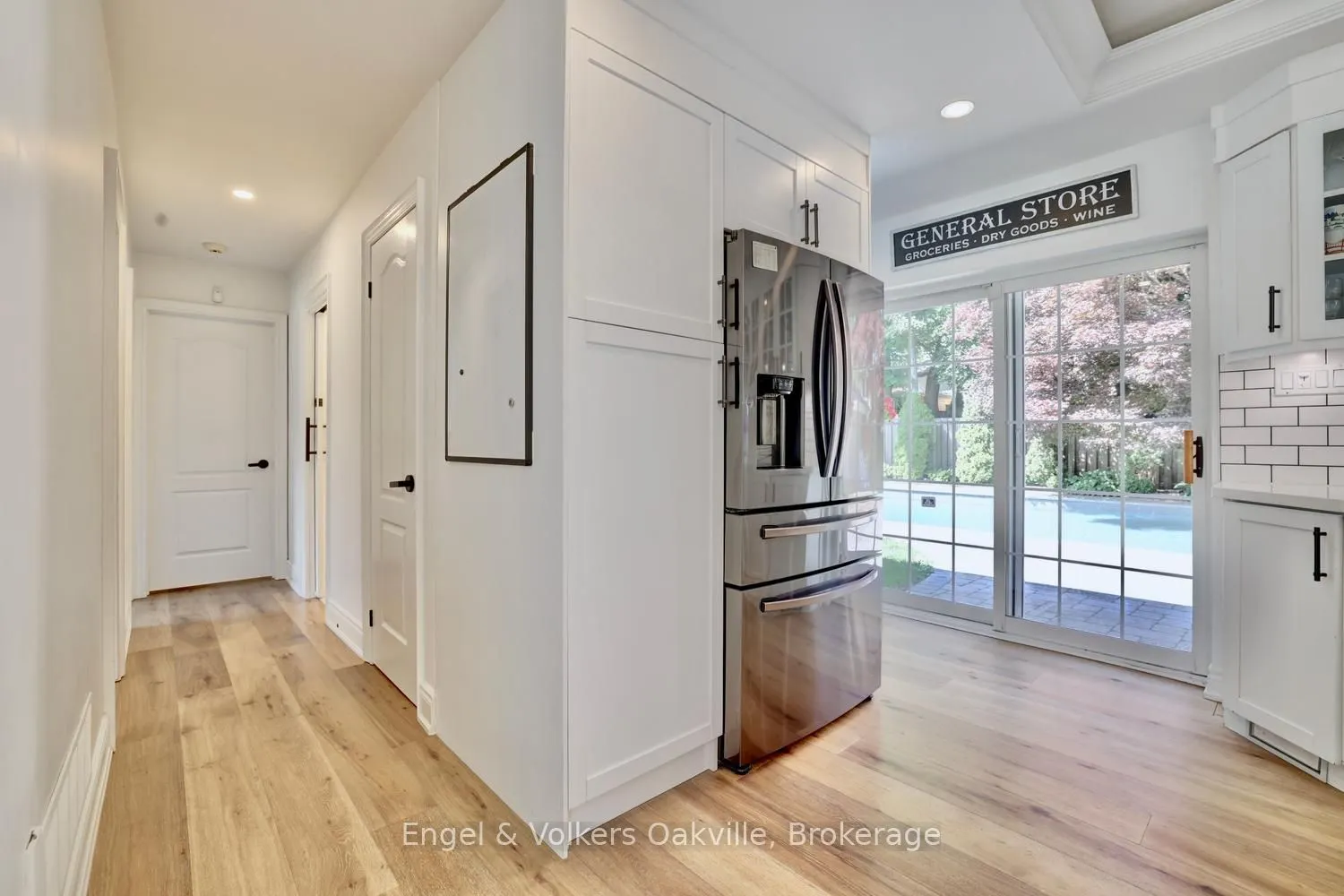 3281 Flanagan Crescent