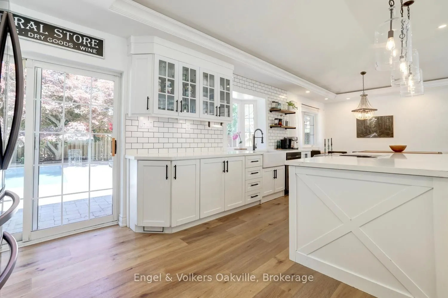 3281 Flanagan Crescent
