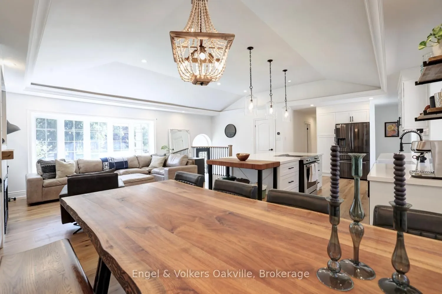 3281 Flanagan Crescent