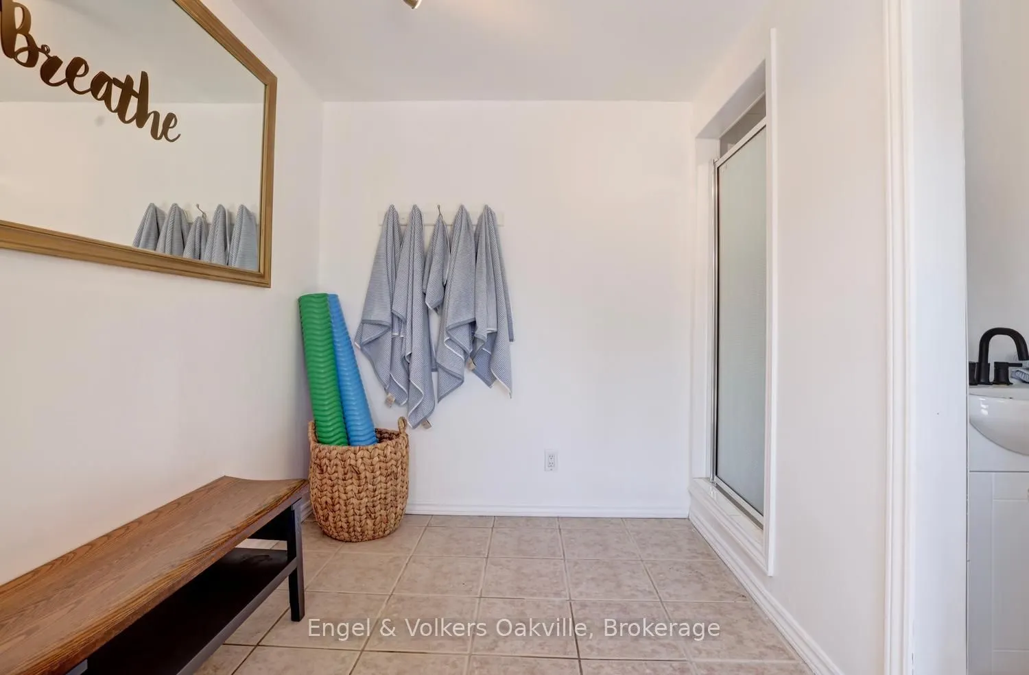 3281 Flanagan Crescent