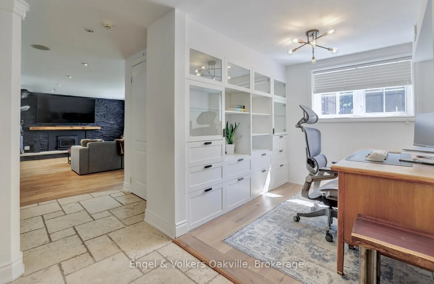 3281 Flanagan Crescent