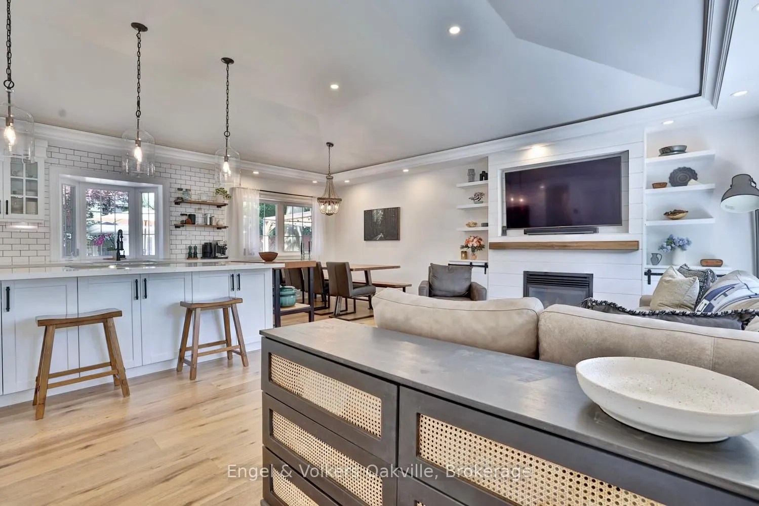 3281 Flanagan Crescent