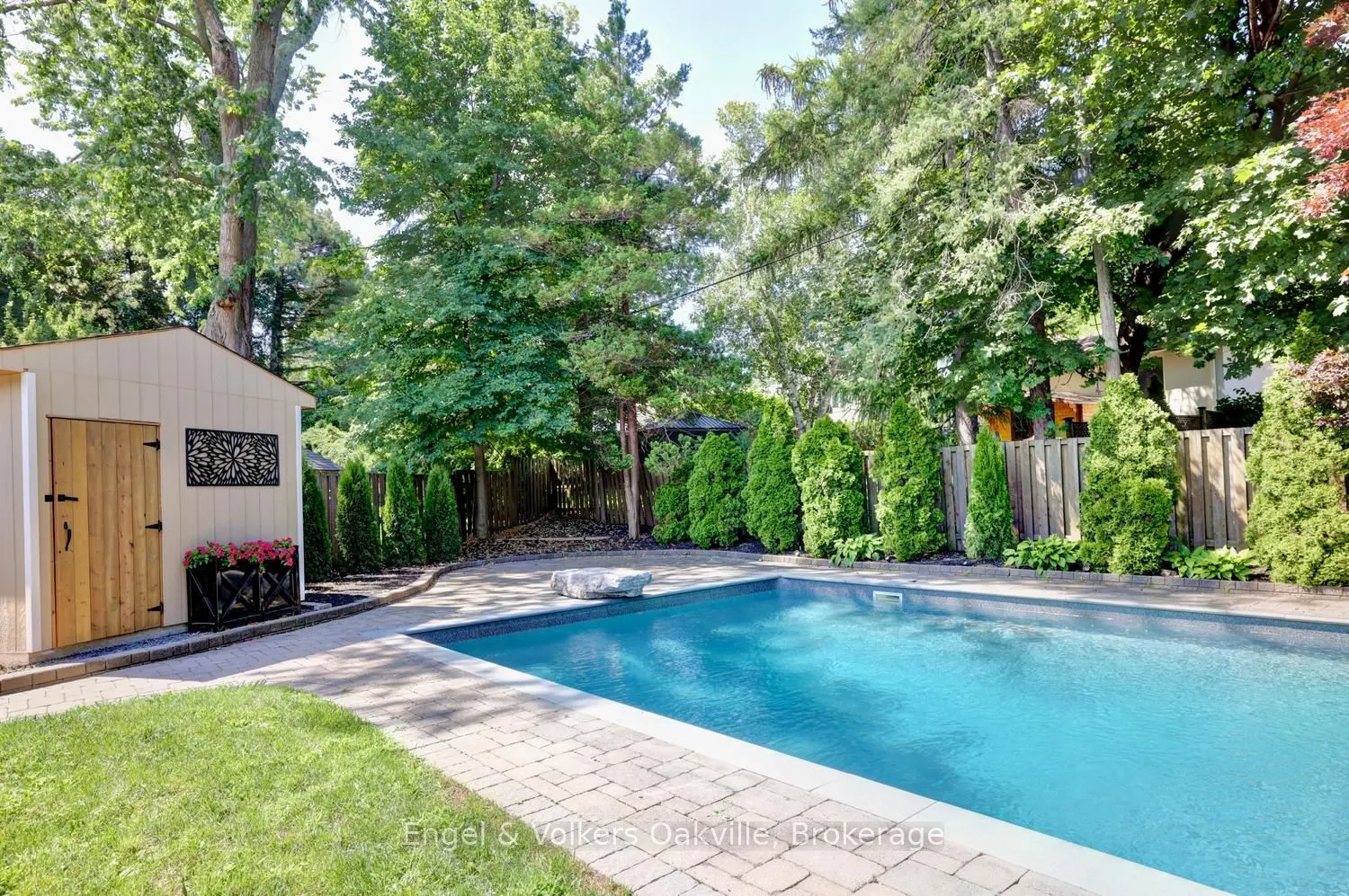 3281 Flanagan Crescent