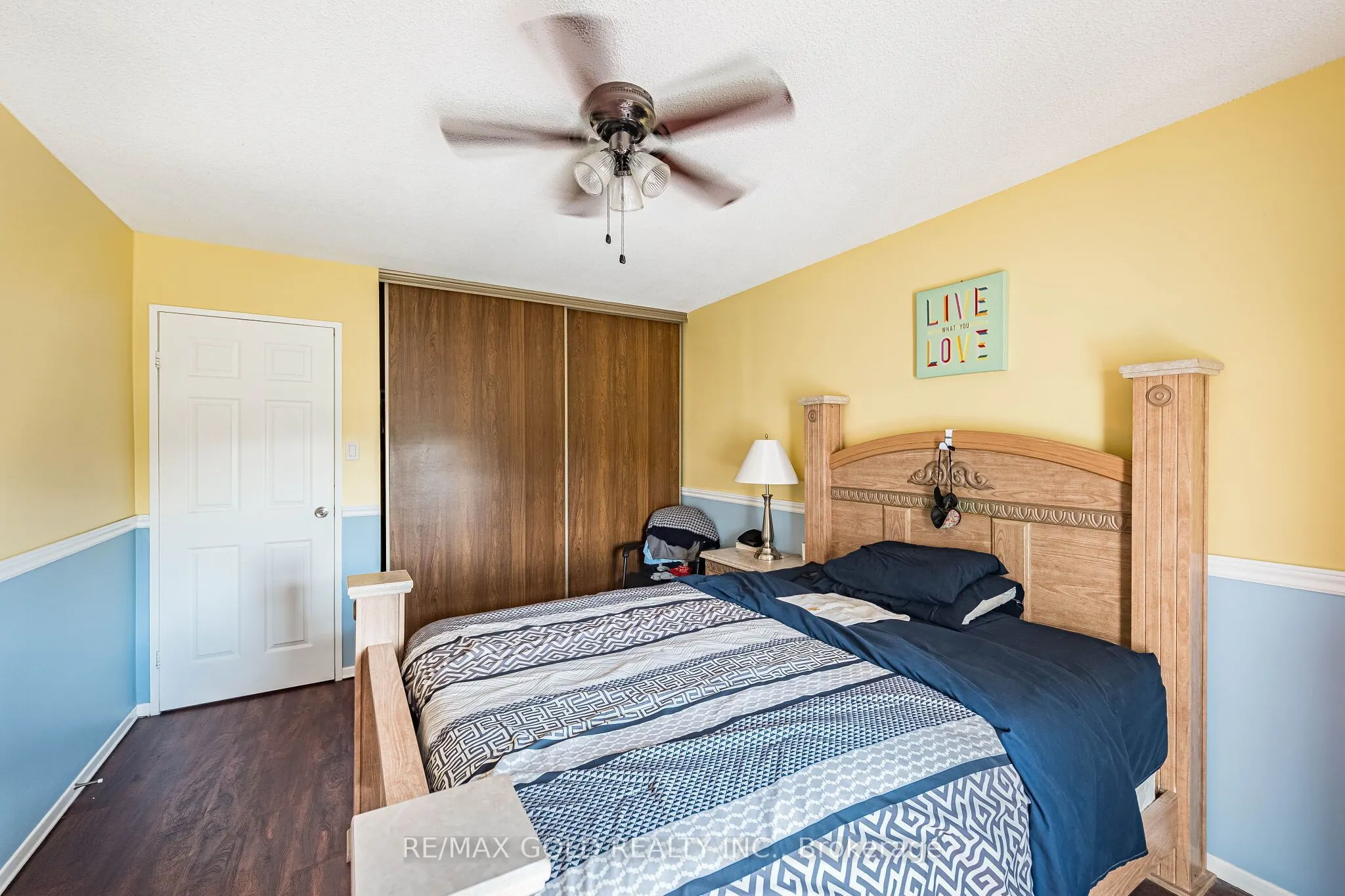 21 Knightsbridge Road #407