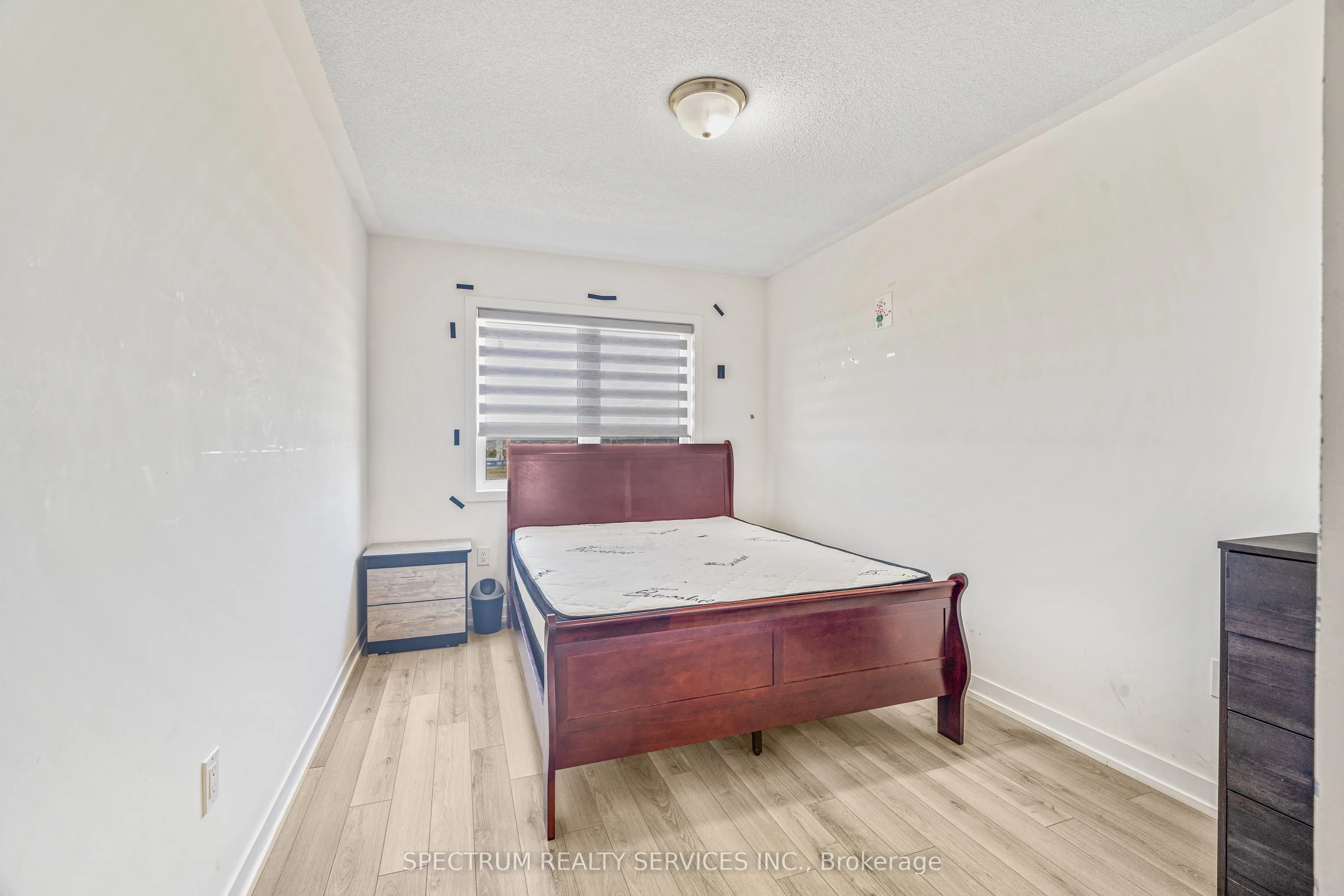 1546 Rose Way