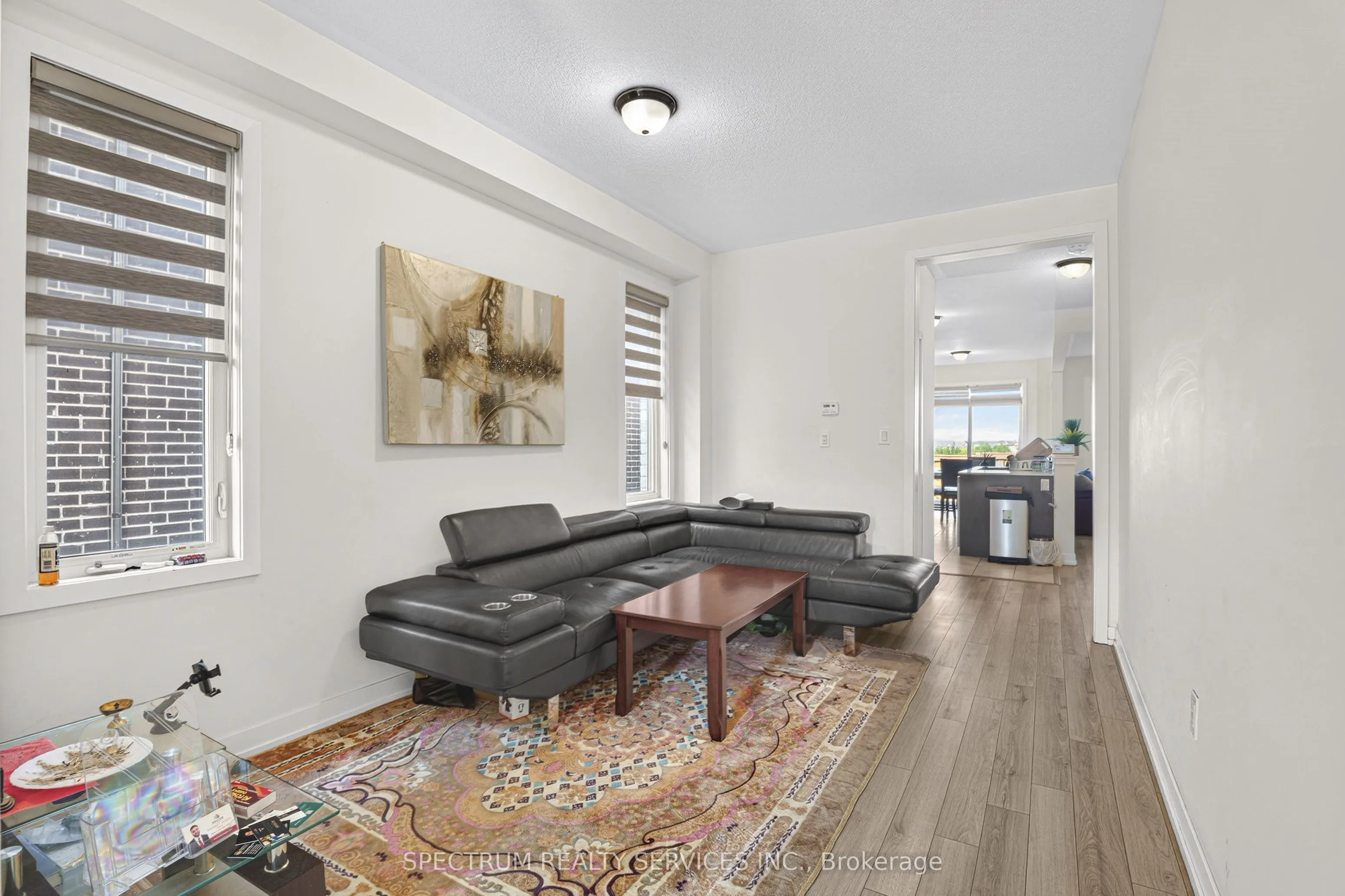 1546 Rose Way
