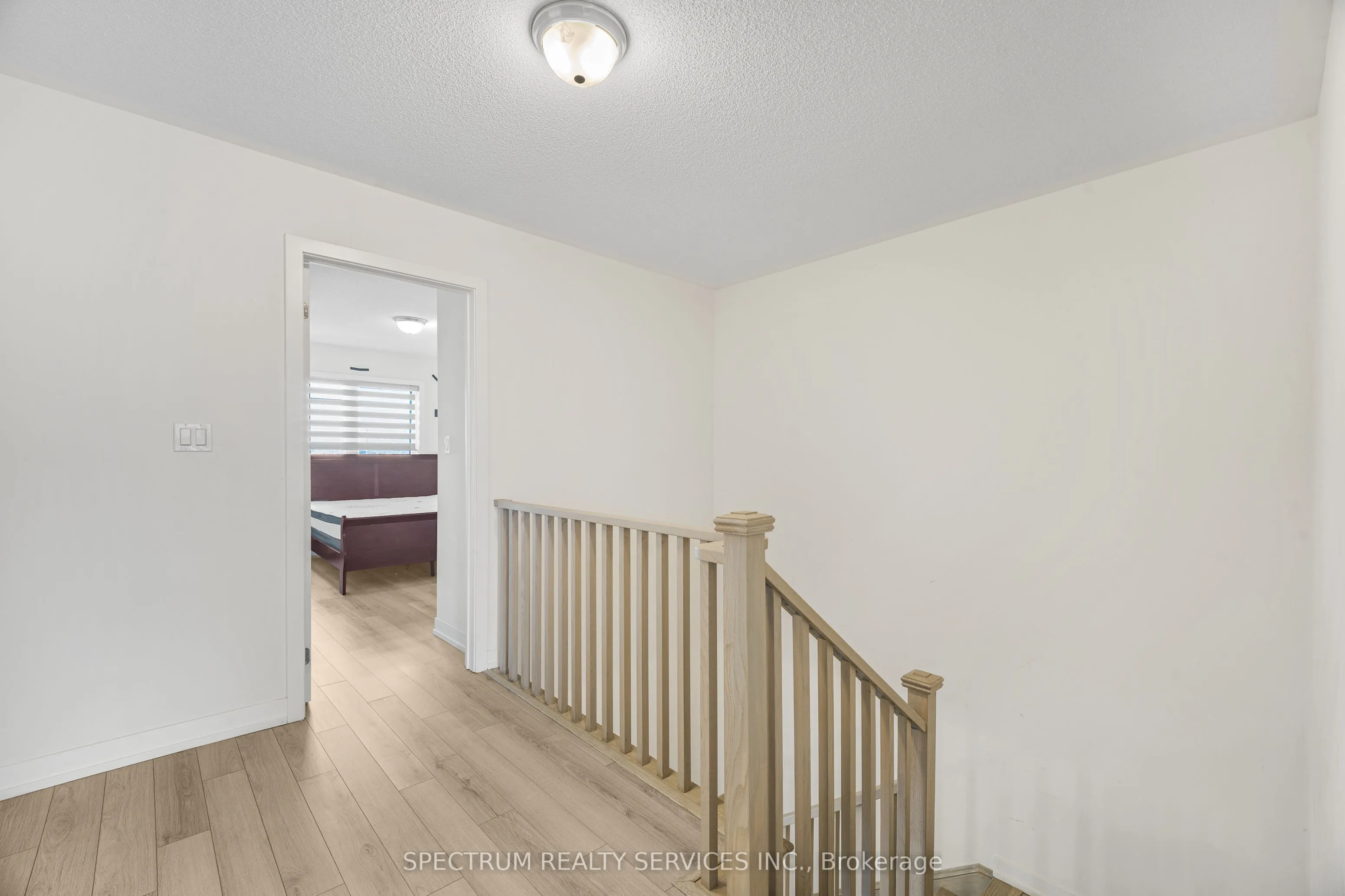 1546 Rose Way