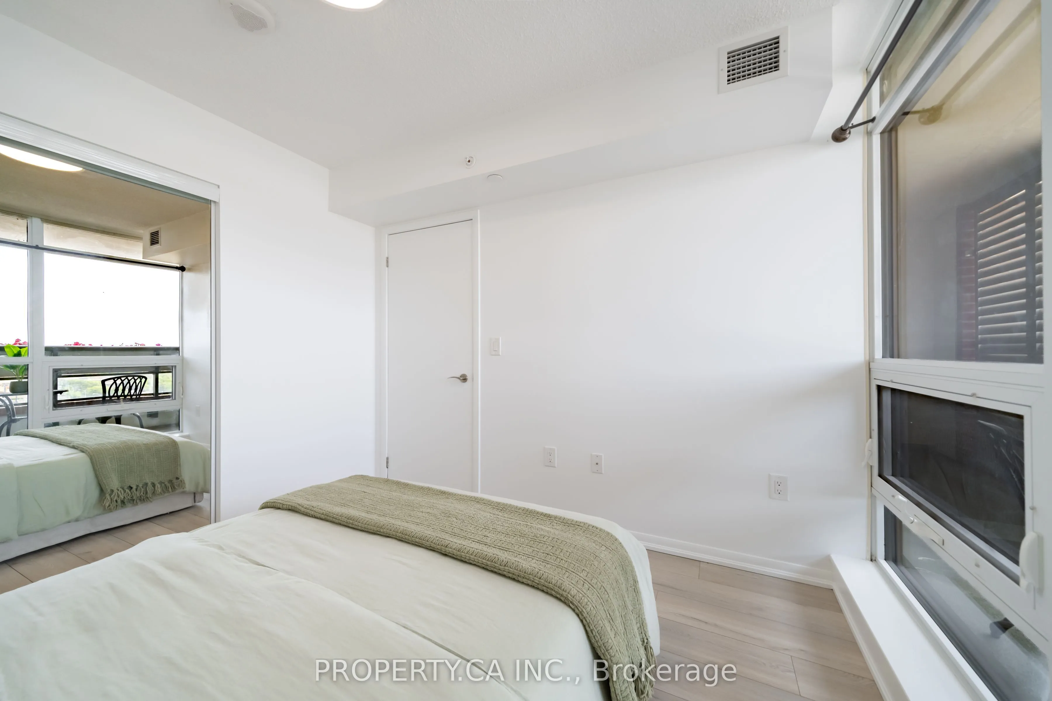 830 Lawrence Avenue #1201