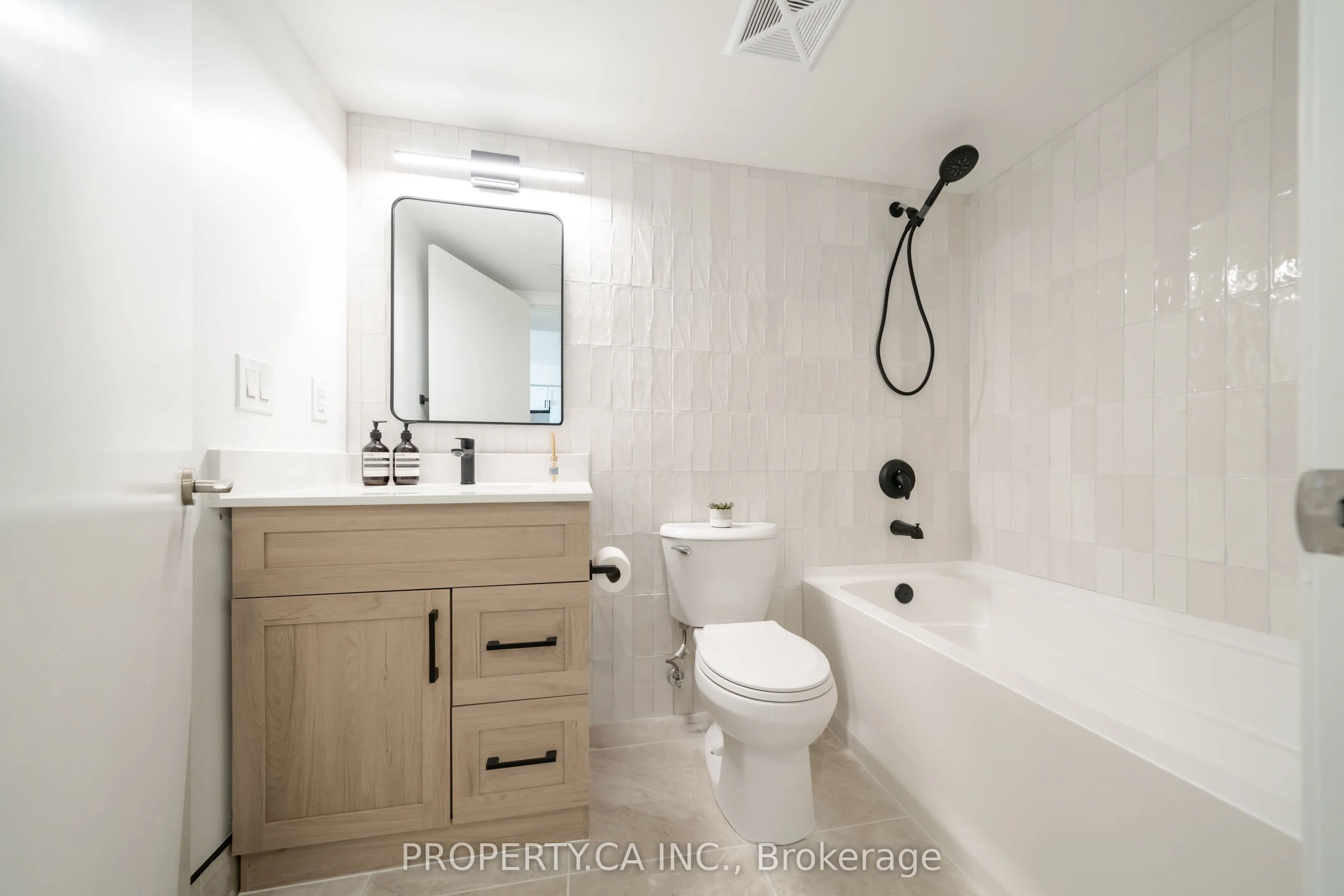 830 Lawrence Avenue #1201