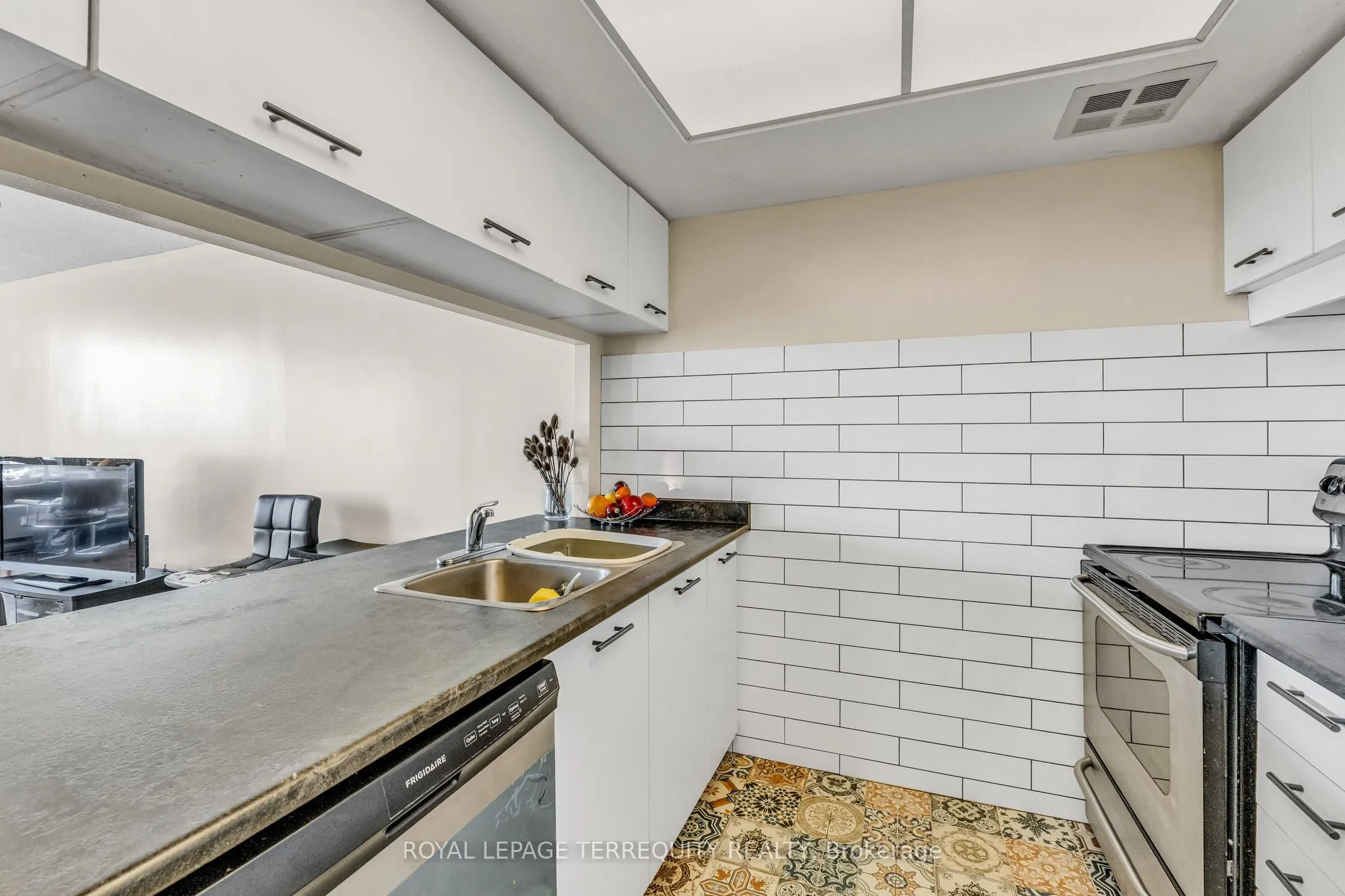 250 Webb Drive #1512