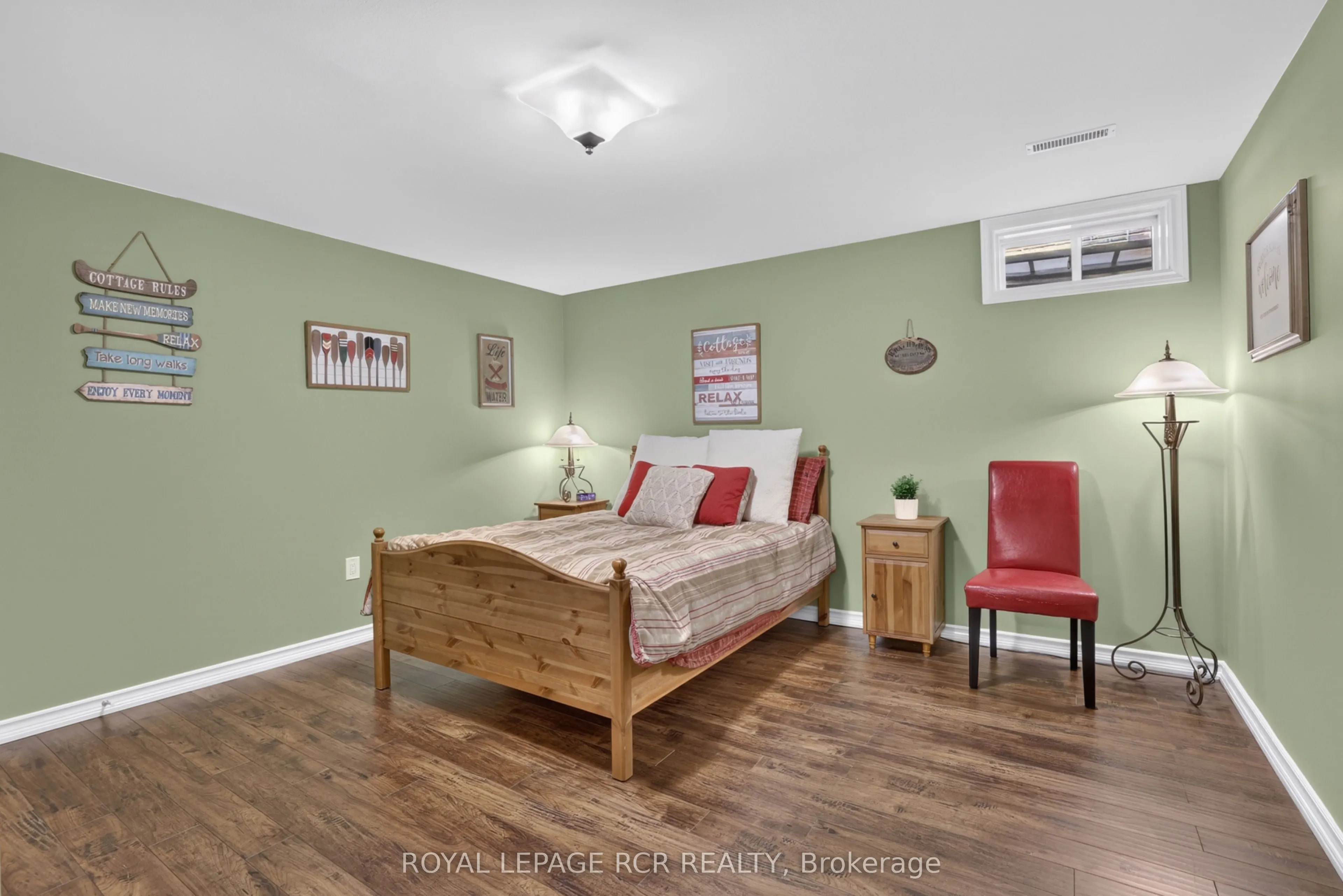 30 Borland Crescent