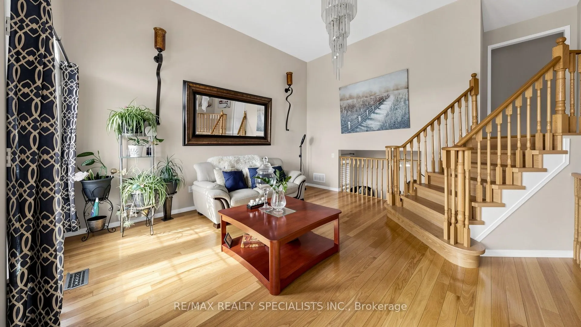 193 Queen Mary Drive