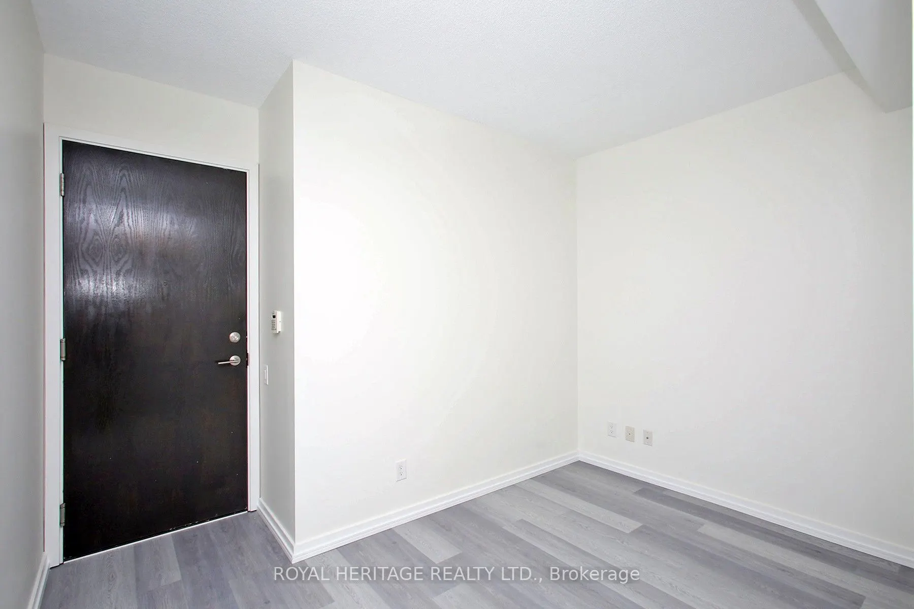 105 Queensway Avenue #1216