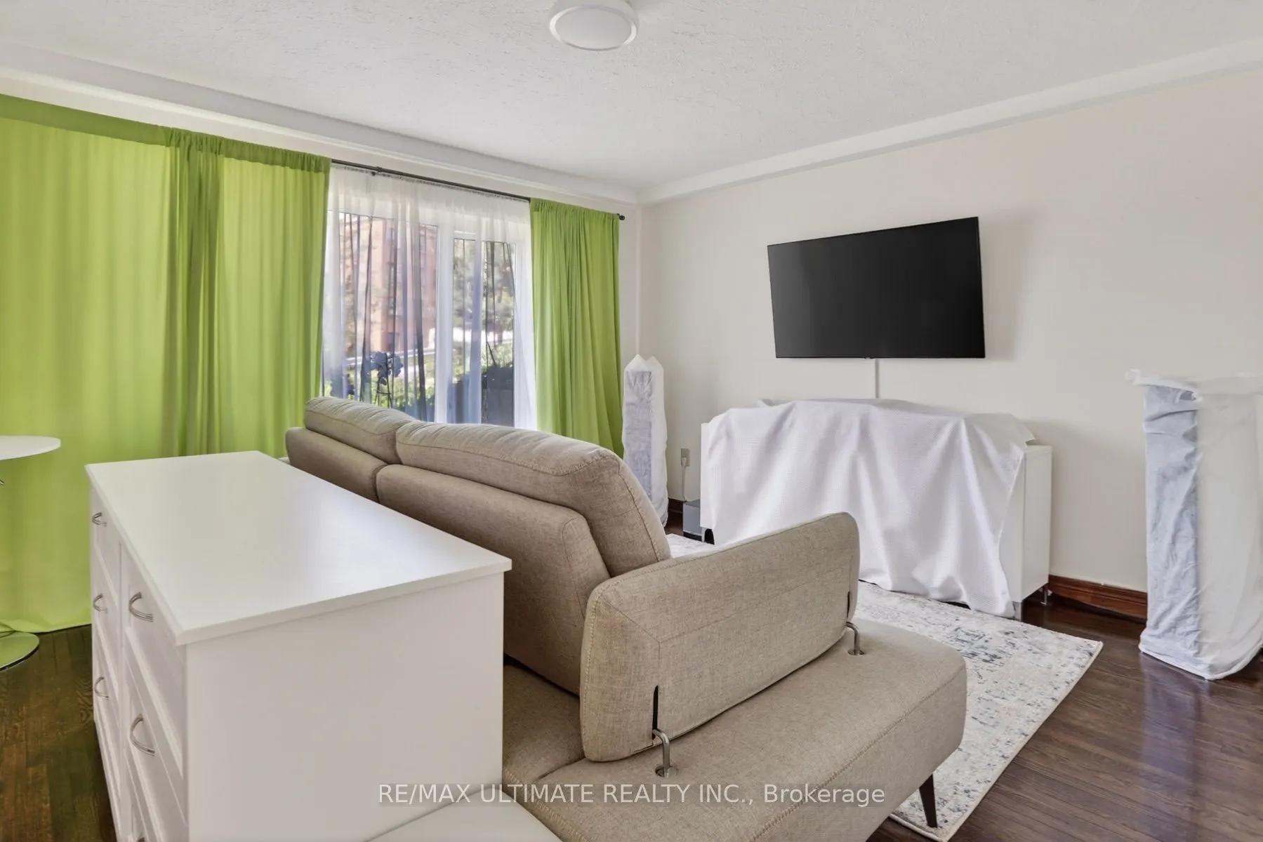177 Varsity Road