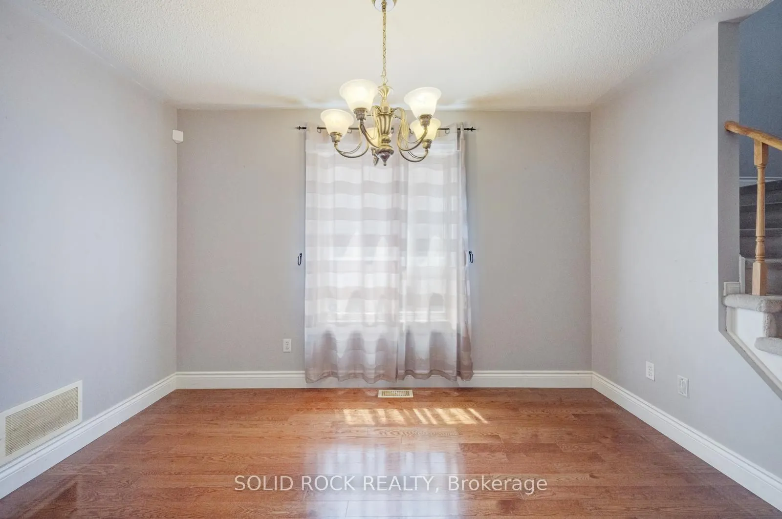 41 Trumpet Valley Boulevard