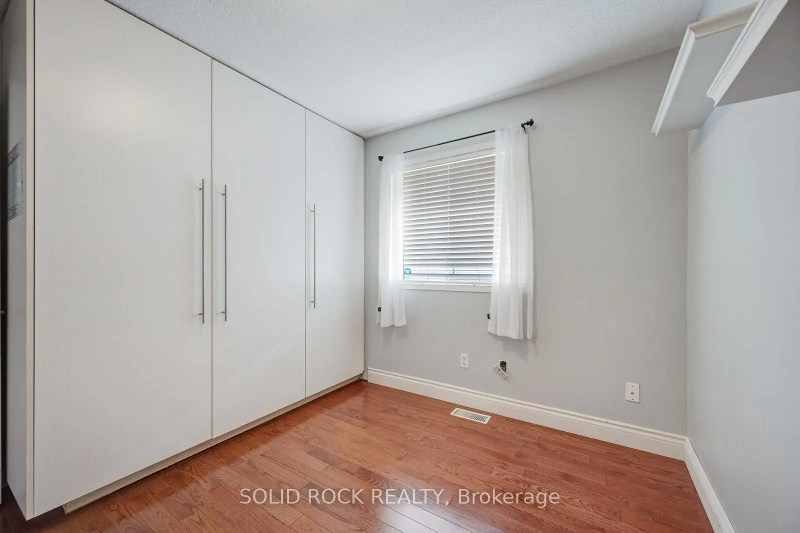 41 Trumpet Valley Boulevard