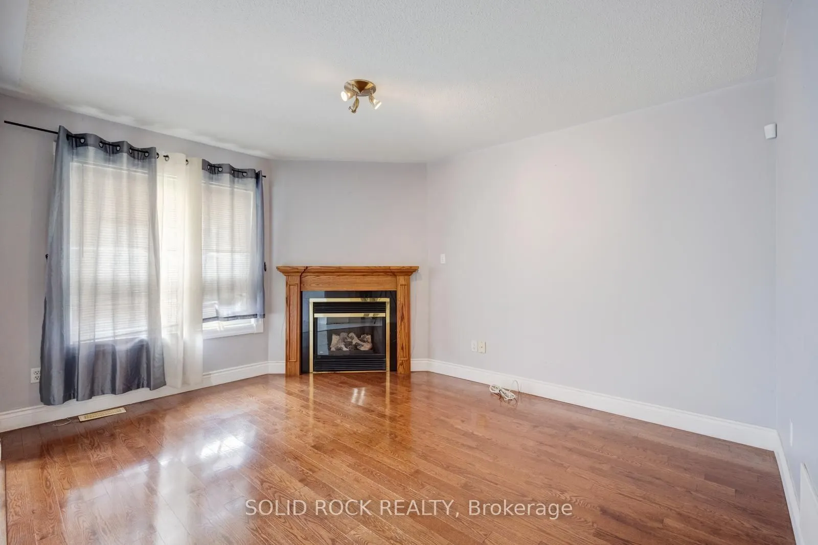41 Trumpet Valley Boulevard