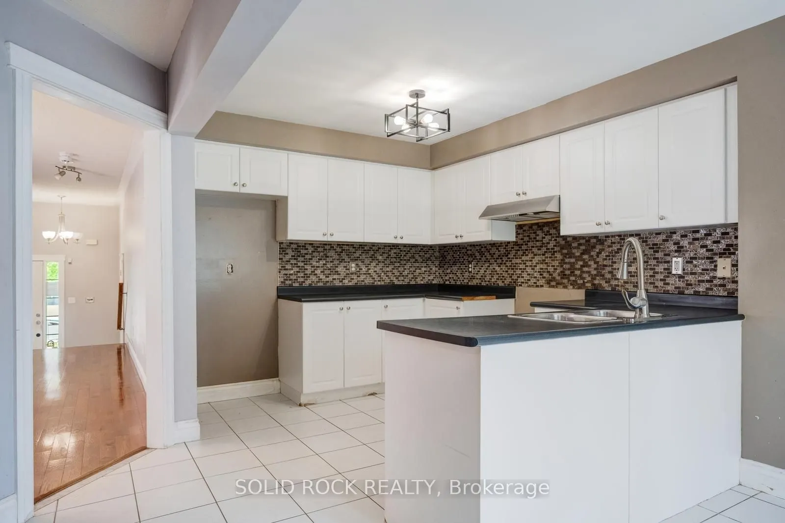 41 Trumpet Valley Boulevard