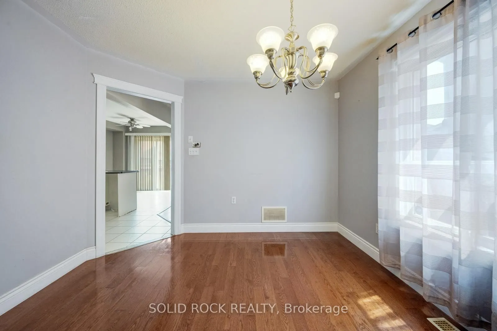 41 Trumpet Valley Boulevard