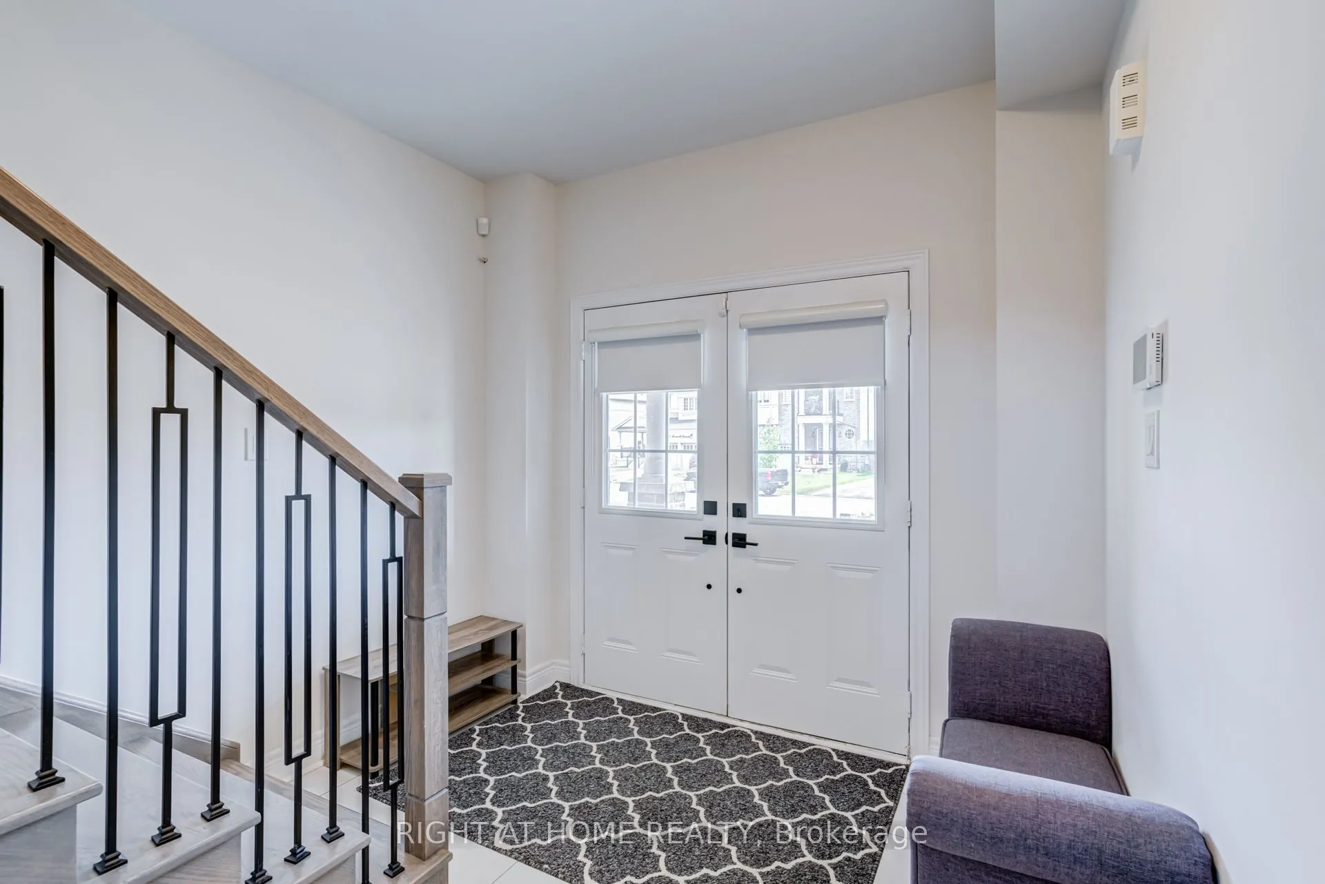 51 Rosewell Crescent