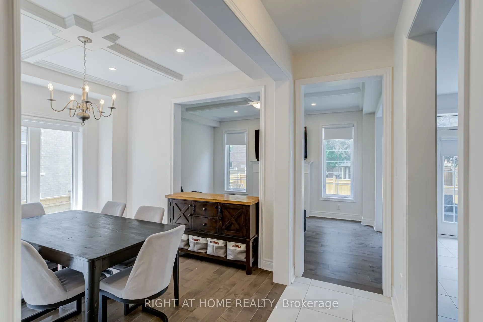 51 Rosewell Crescent