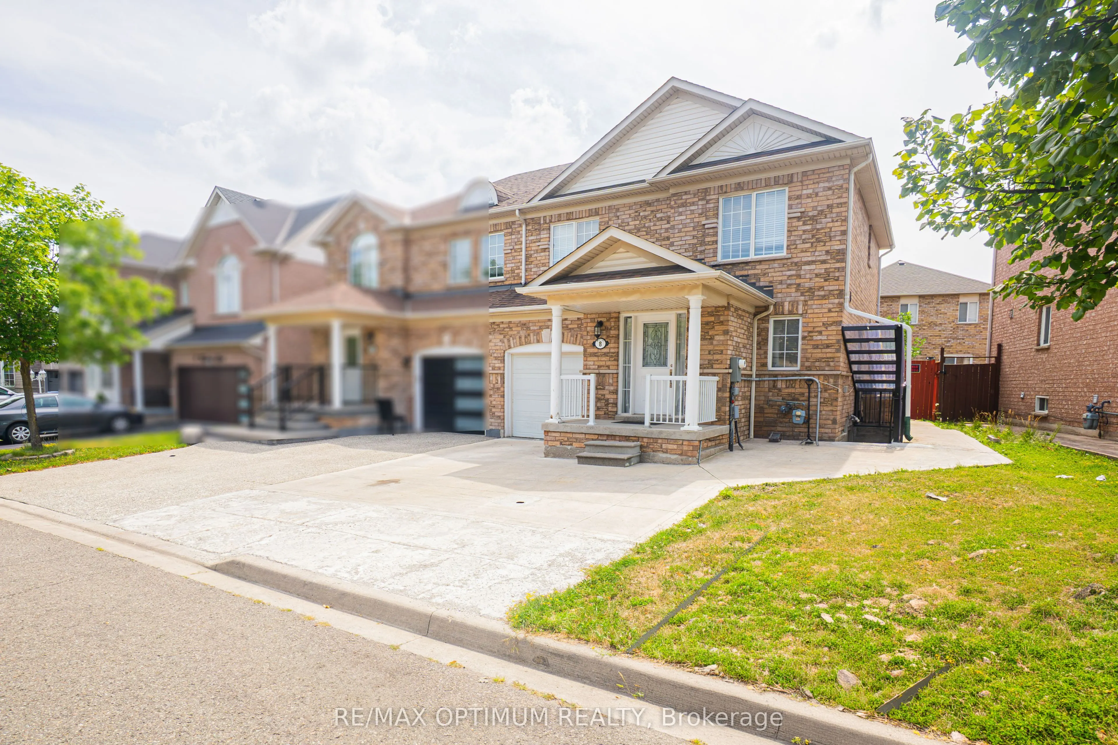8 Topiary Lane