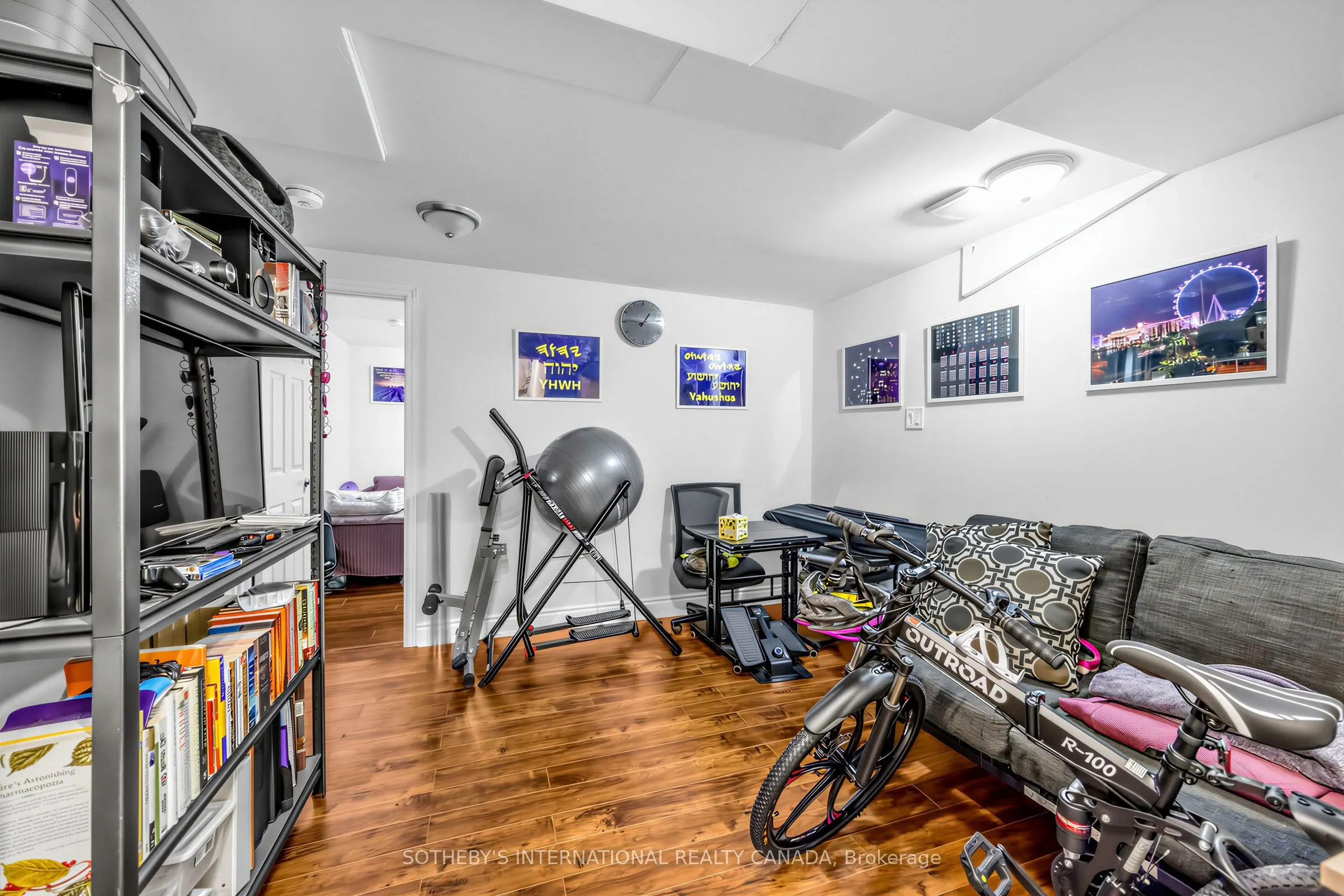 496 Fendalton Street