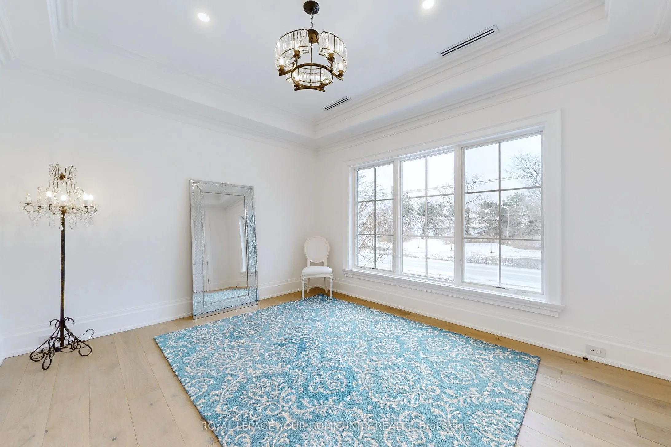 1427 Lakeshore Road W