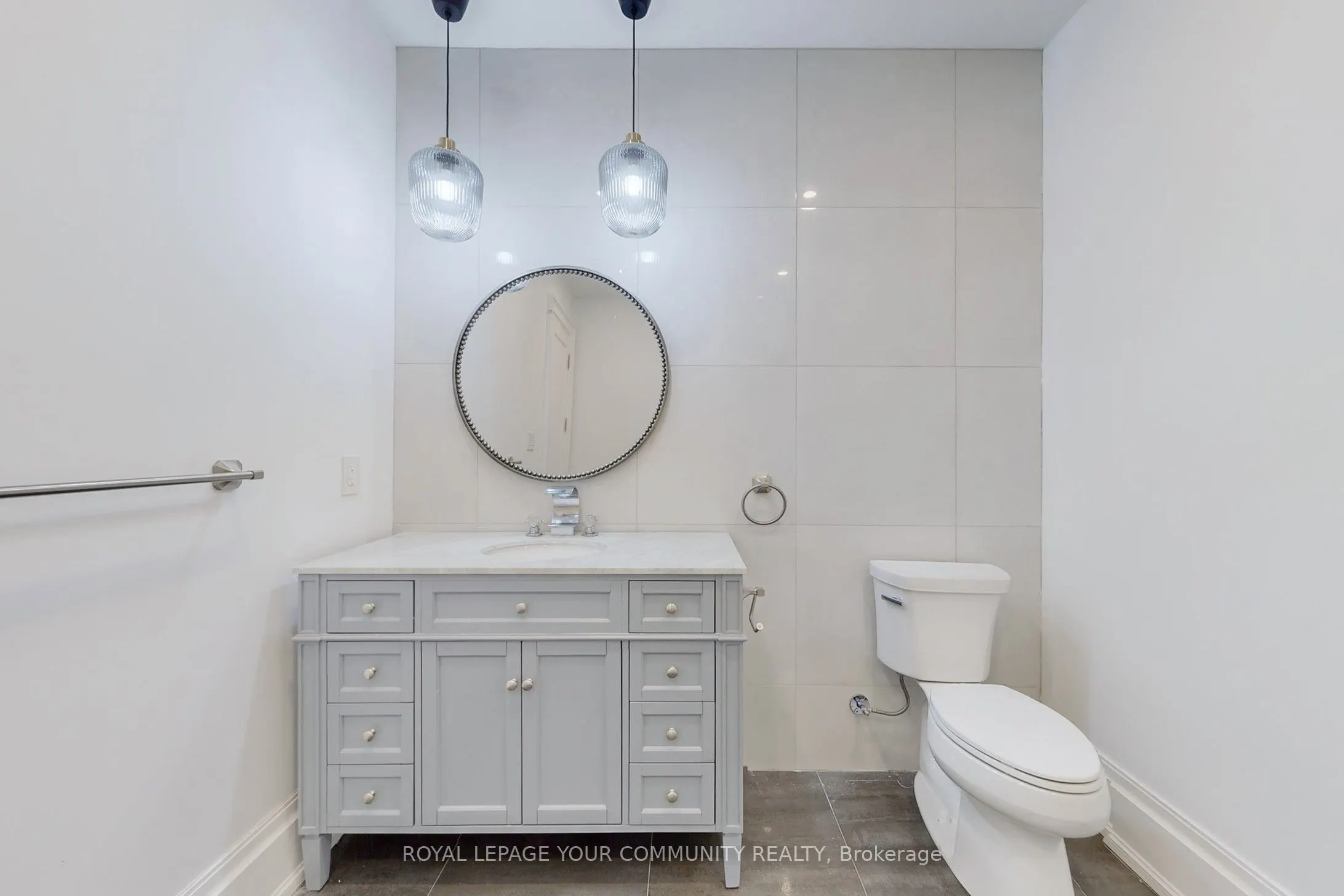 1427 Lakeshore Road W