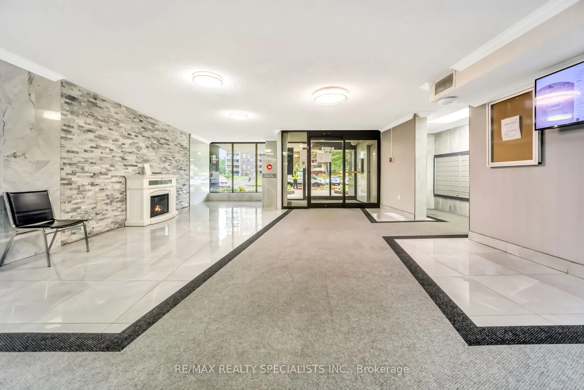 4 Kings Cross Road #1008