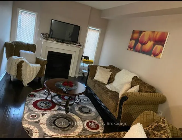 530 Lolita Gardens #1704
