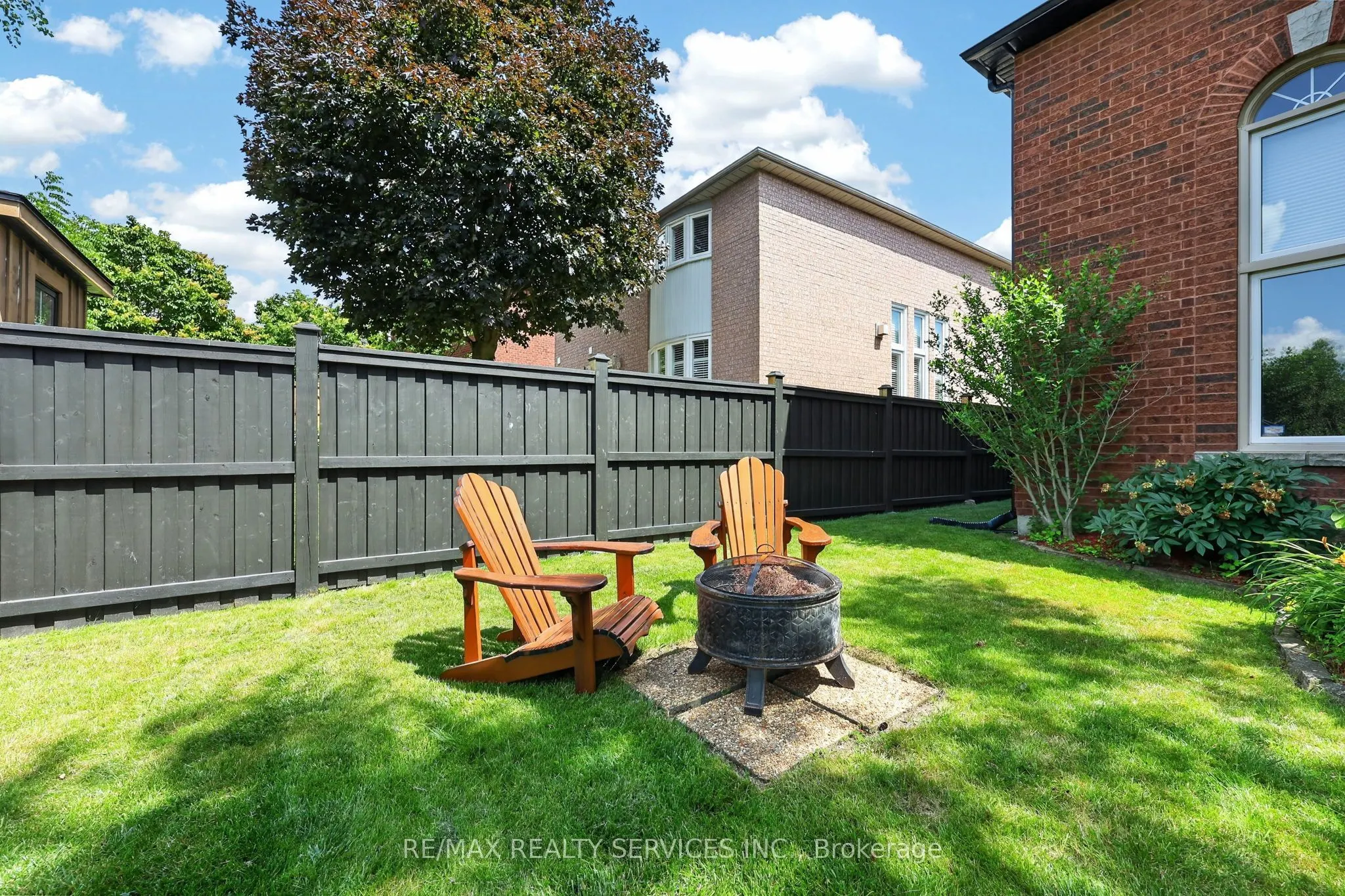 1 Plummer Road