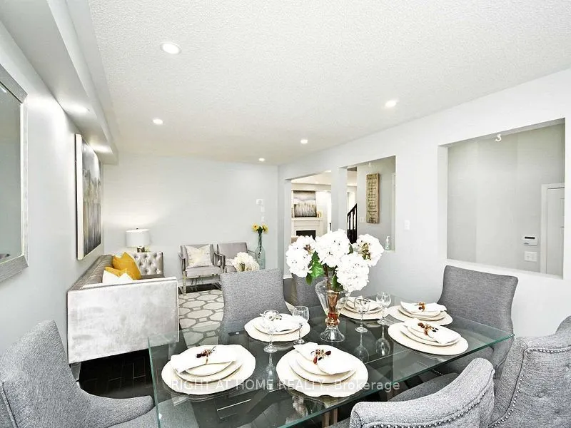 33 SCHOONER Drive #UPPER