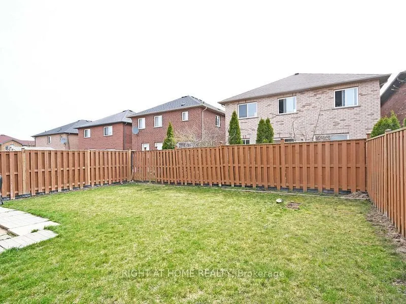 33 SCHOONER Drive #UPPER
