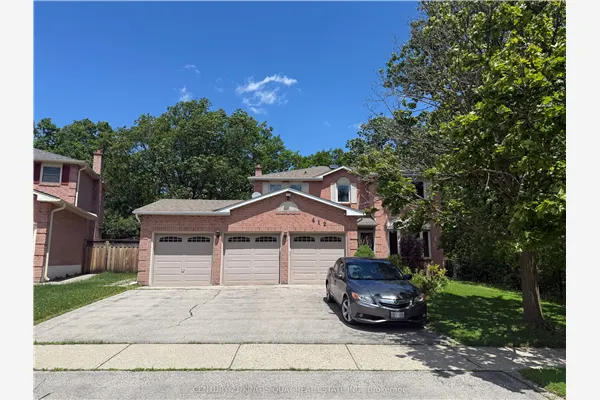 412 Freeman Crescent