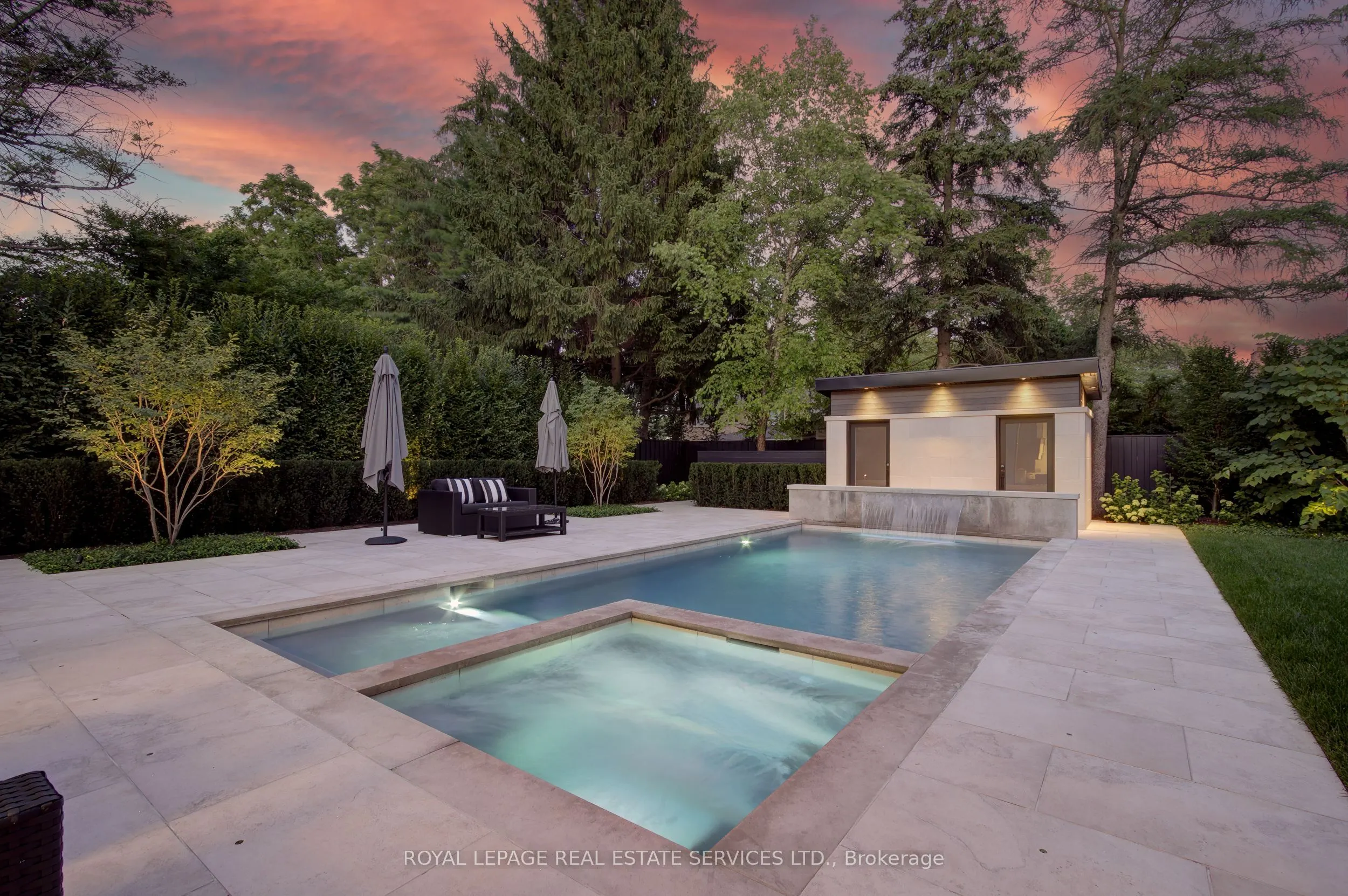 1472 Oakhill Drive