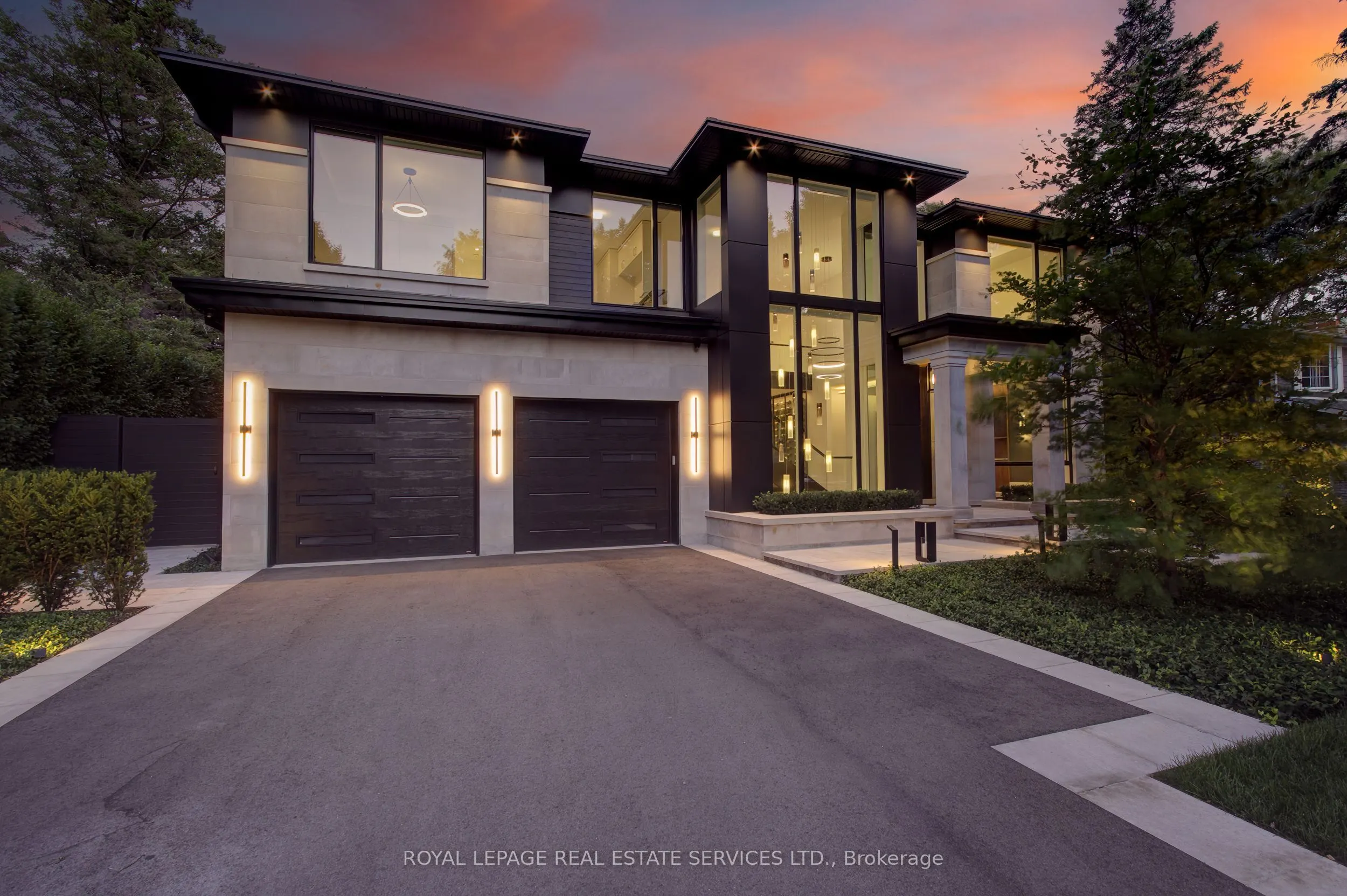 1472 Oakhill Drive