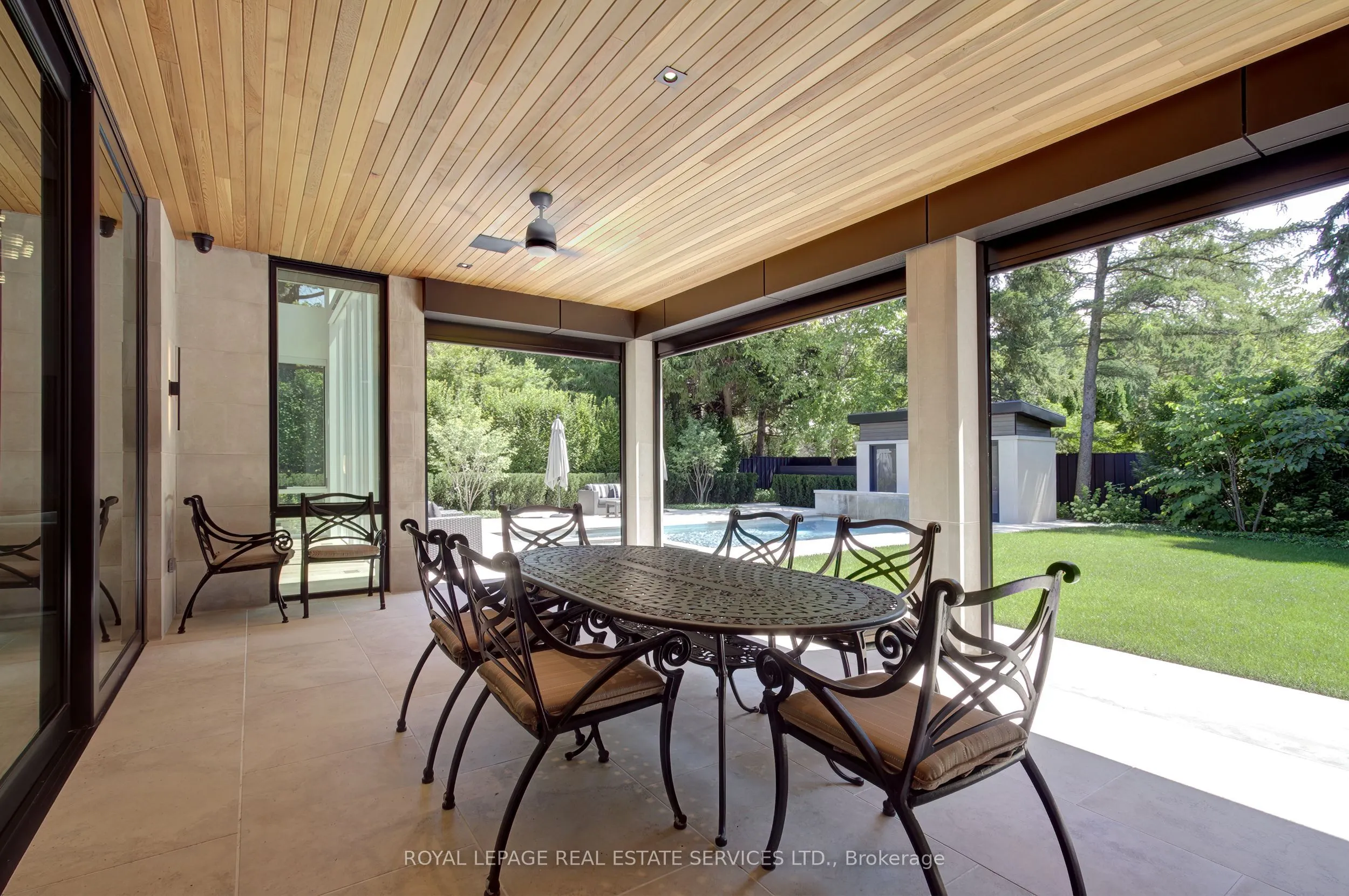 1472 Oakhill Drive