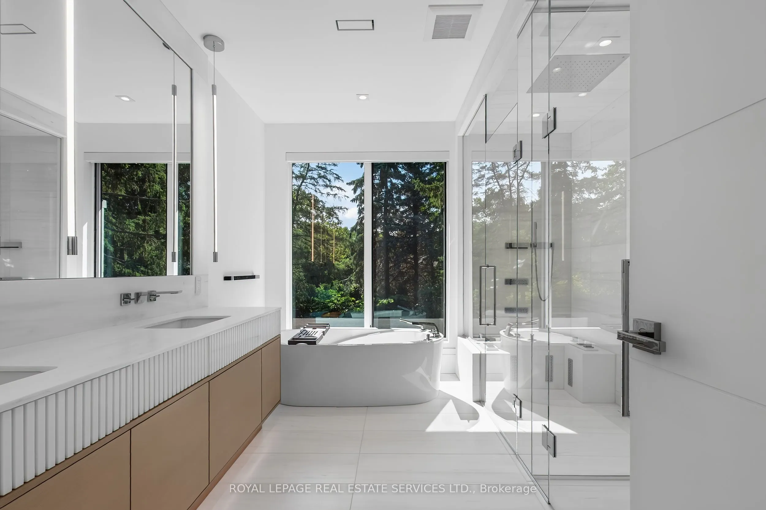 1472 Oakhill Drive